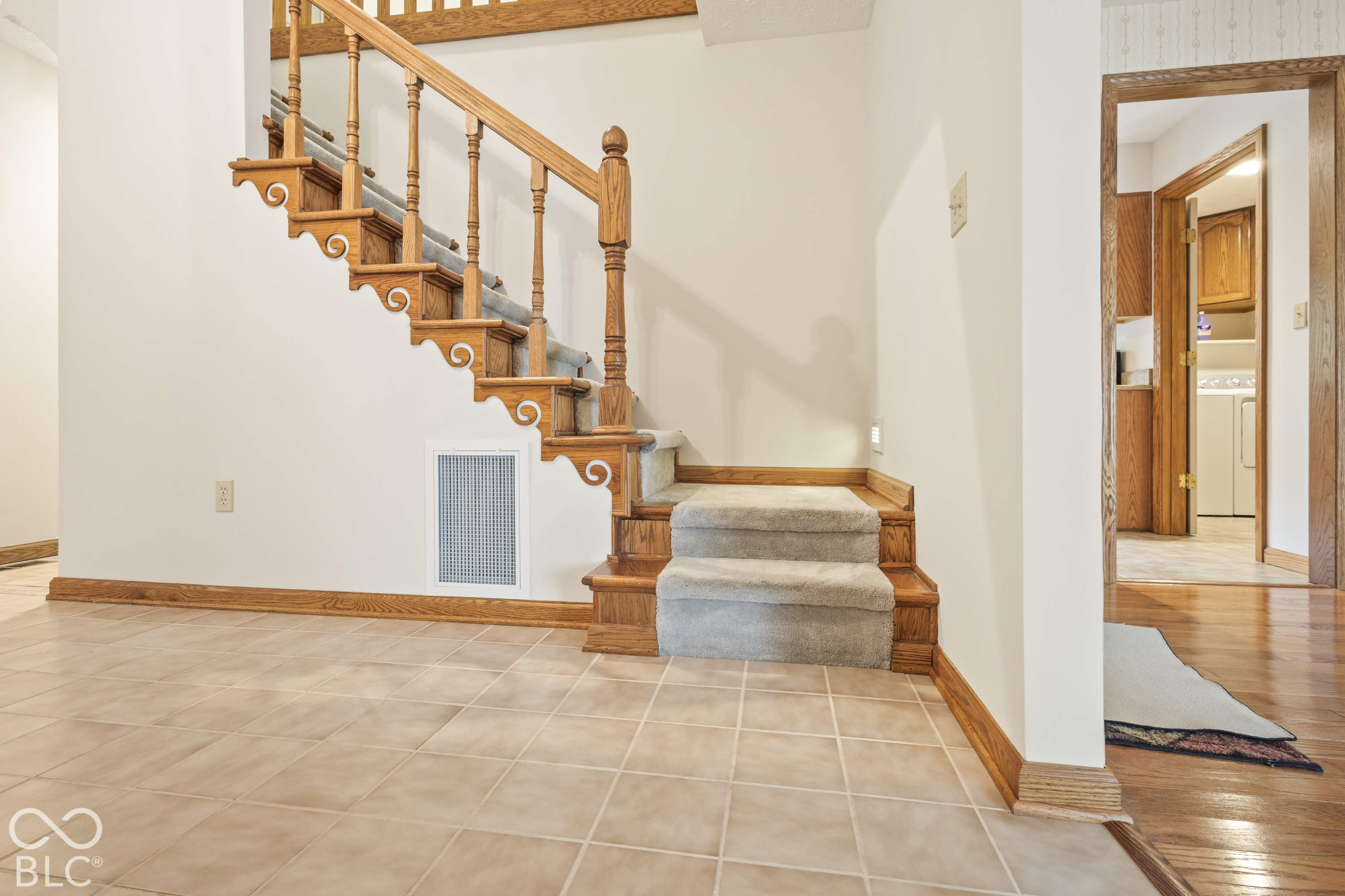 3022 Walnut Court, Greenfield, IN, 46140 photo 5 of 72
