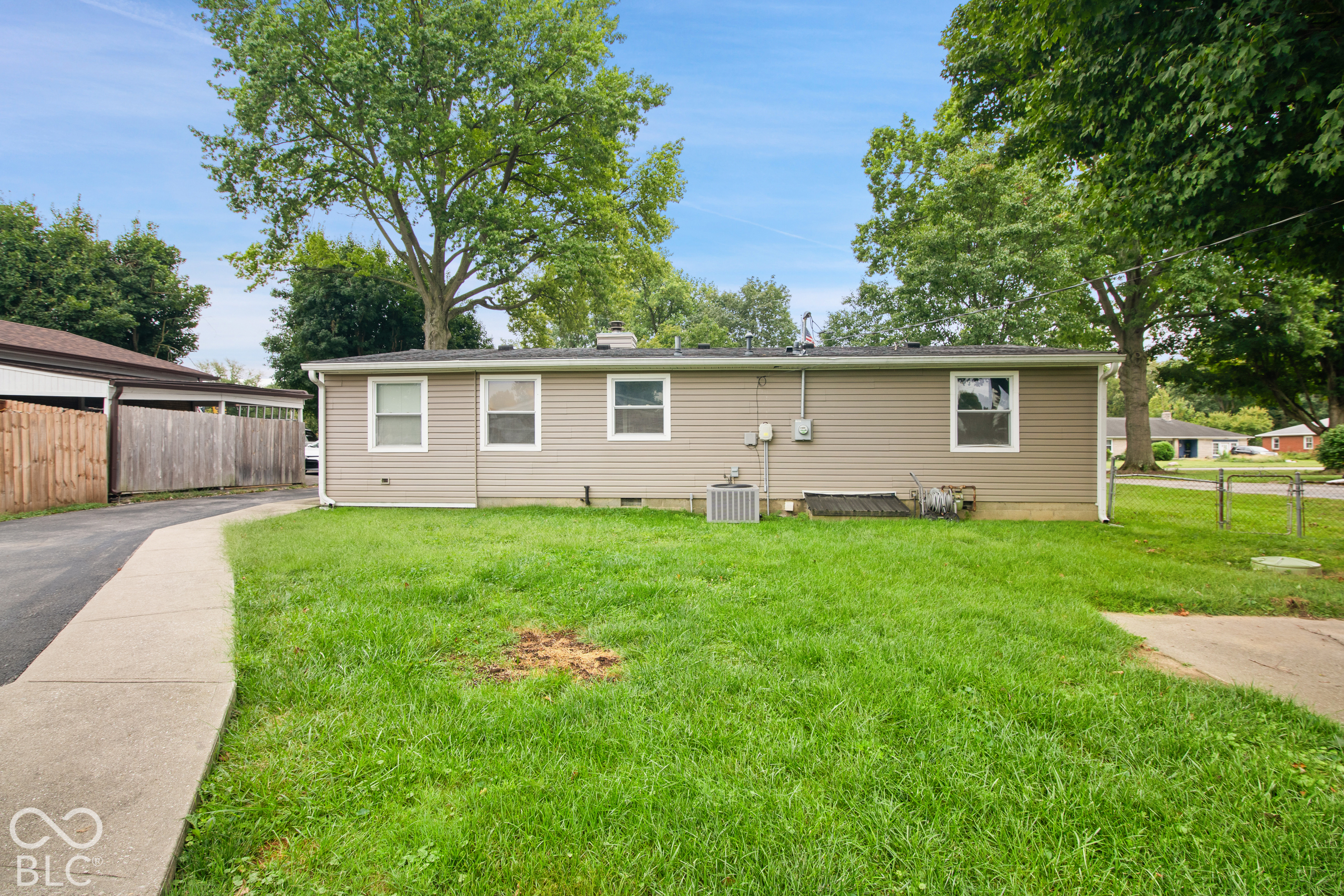 362 Maxwell Road, Indianapolis, IN, 46217 photo 5 of 24