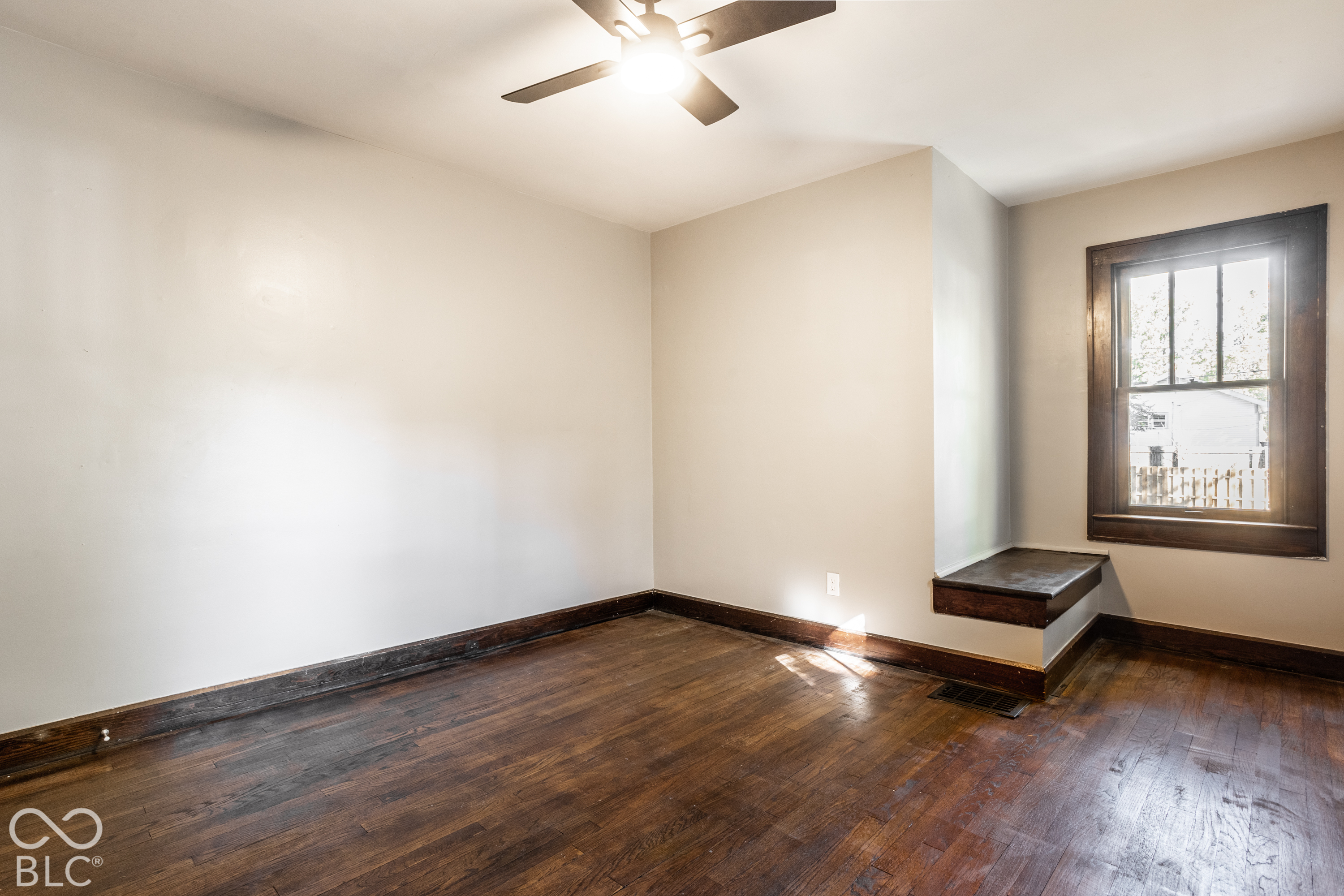 1432 E Mills Avenue, Indianapolis, IN, 46227 photo 5 of 33