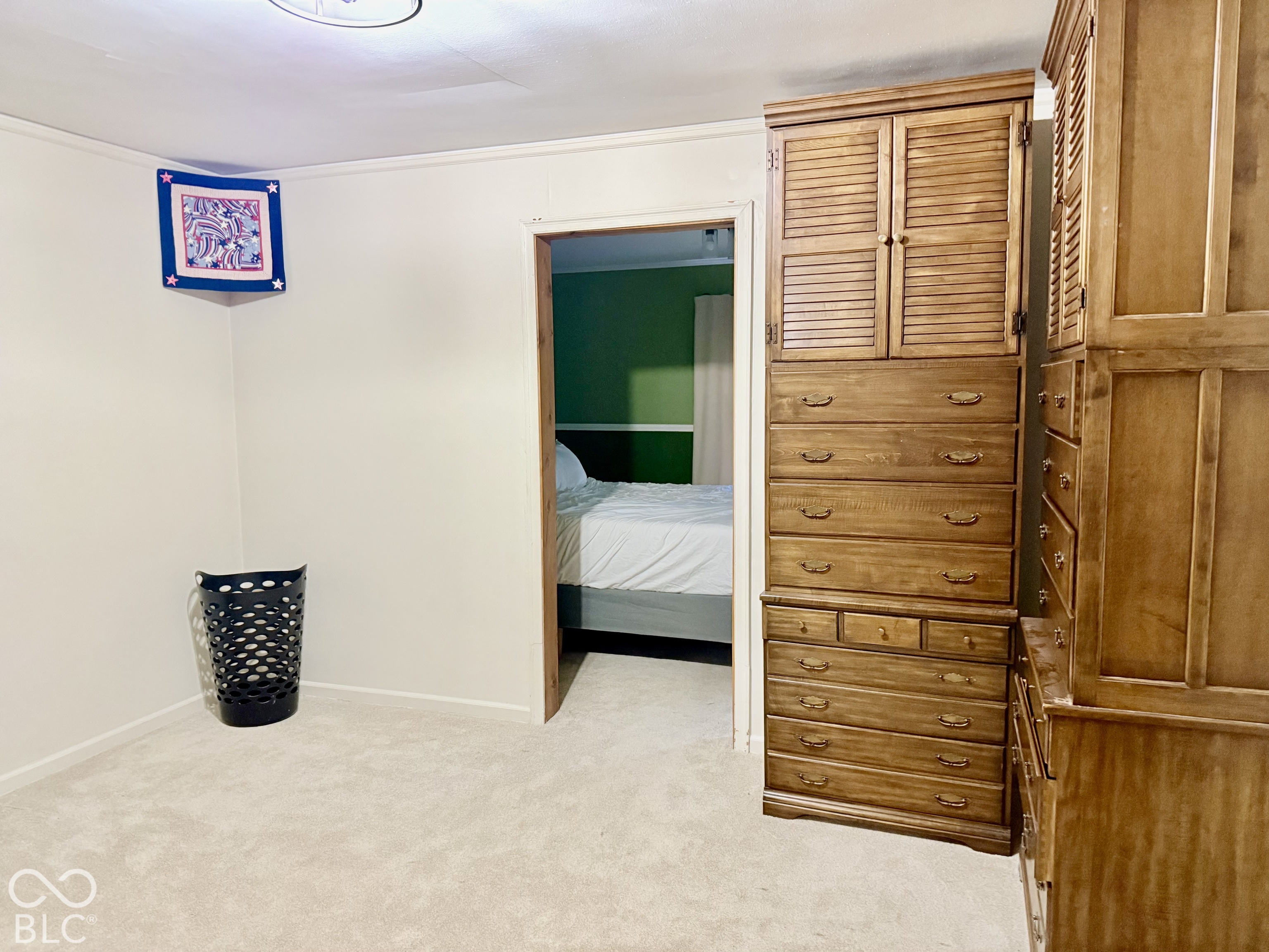 400 S Umbarger Road, Muncie, IN, 47304 photo 5 of 12