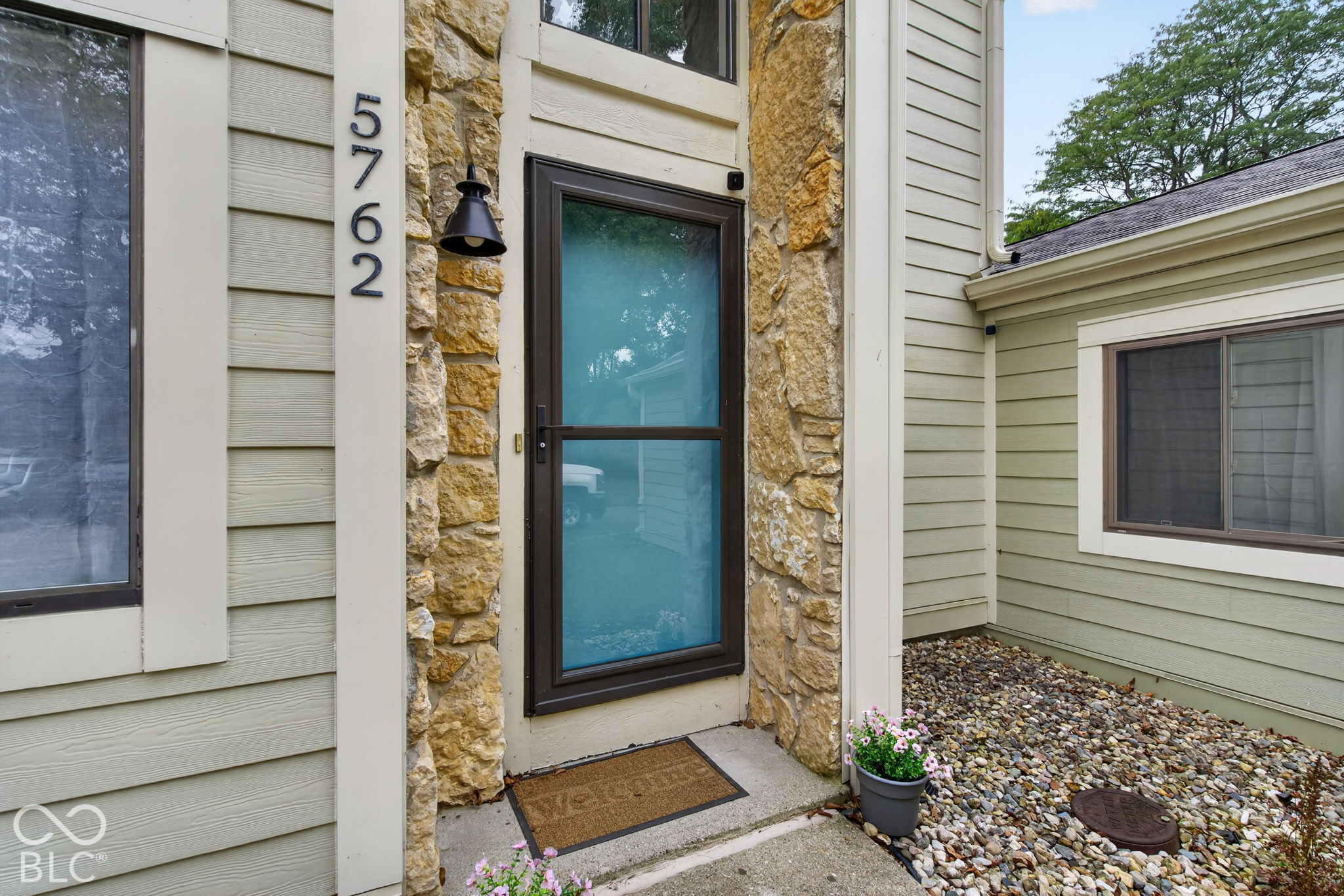 5762 Overcrest Drive, Indianapolis, IN, 46237 photo 5 of 28