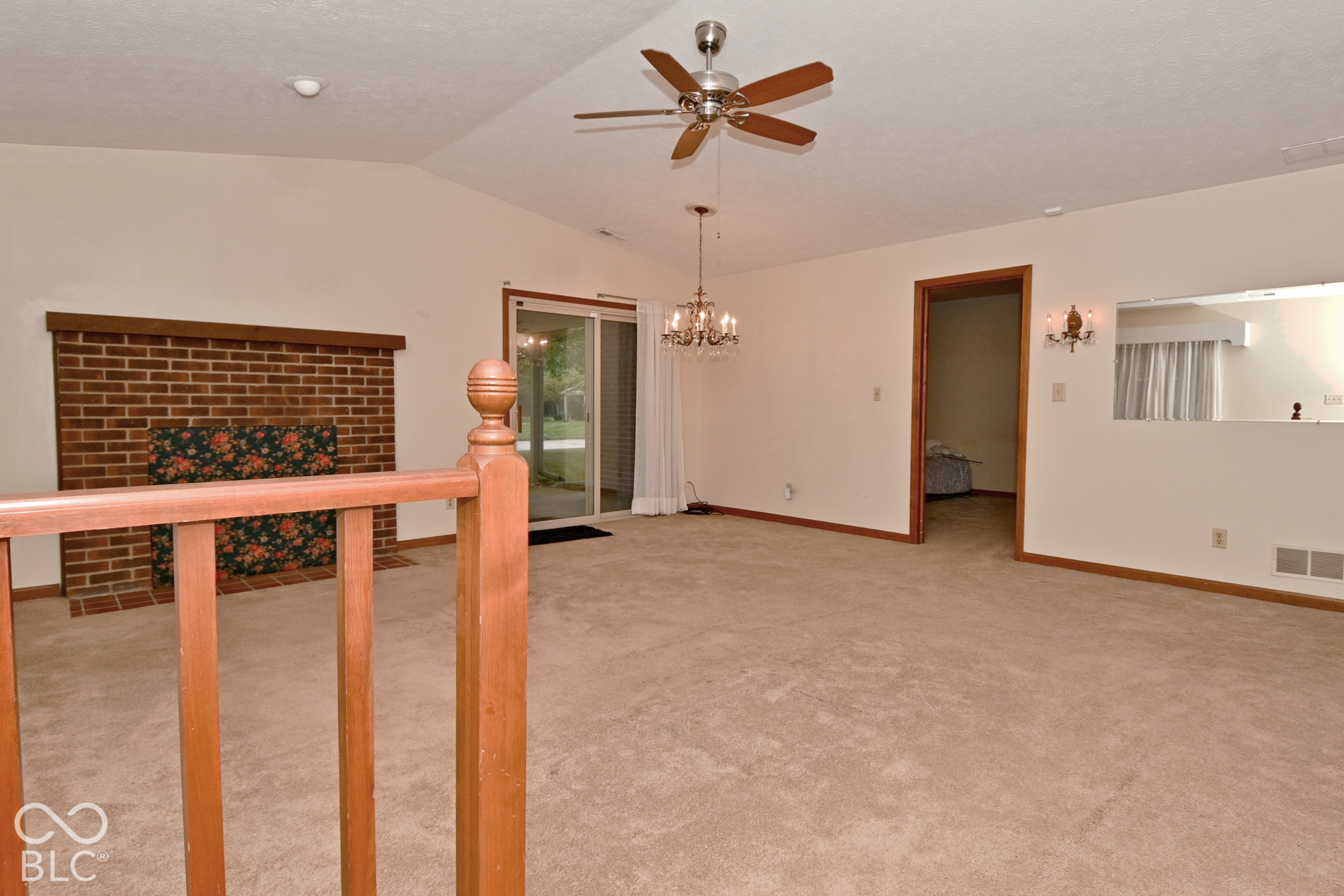 9328 Cinnebar Drive, Indianapolis, IN, 46268 photo 5 of 43