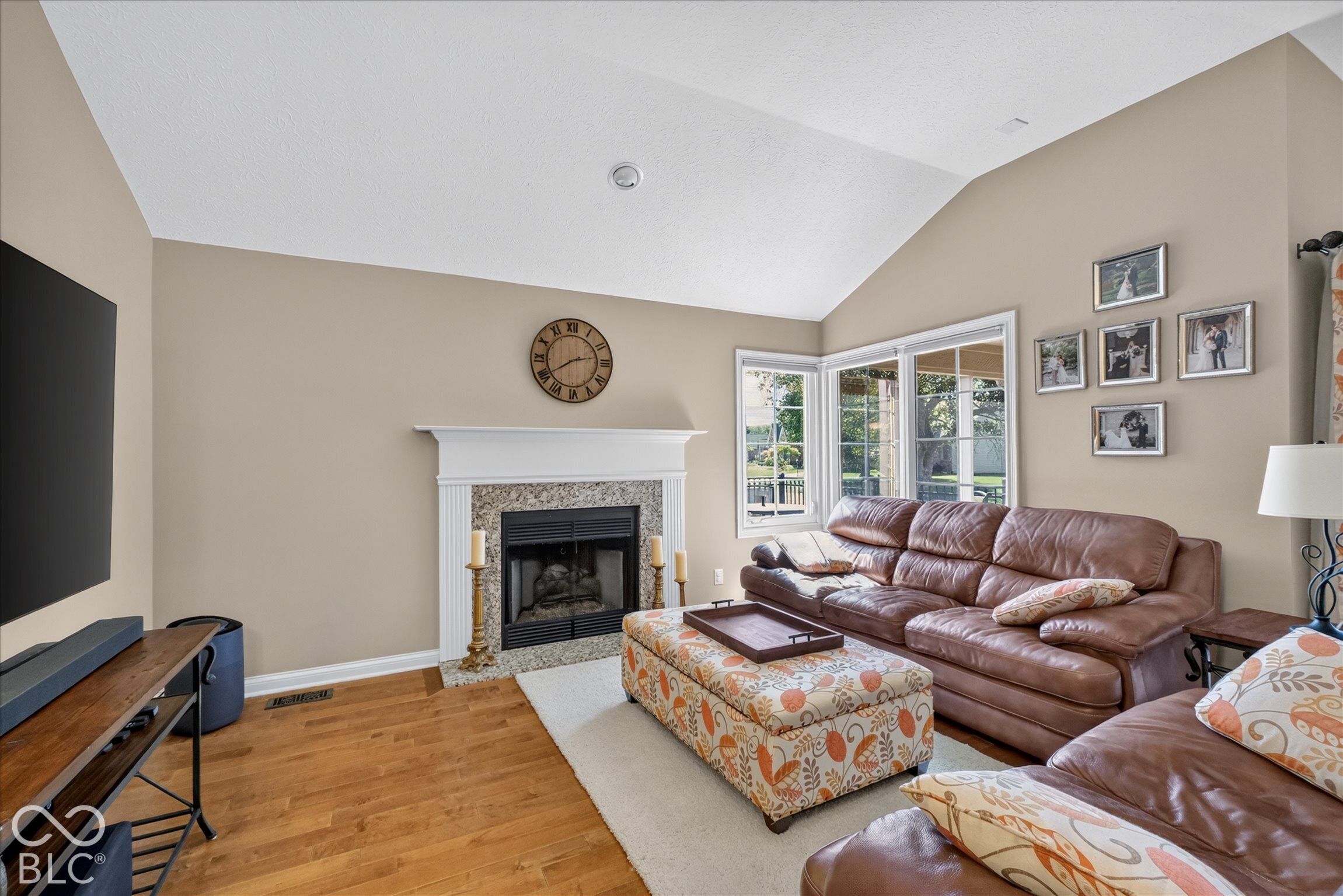 7251 River Glen Drive, Fishers, IN, 46038 photo 5 of 37