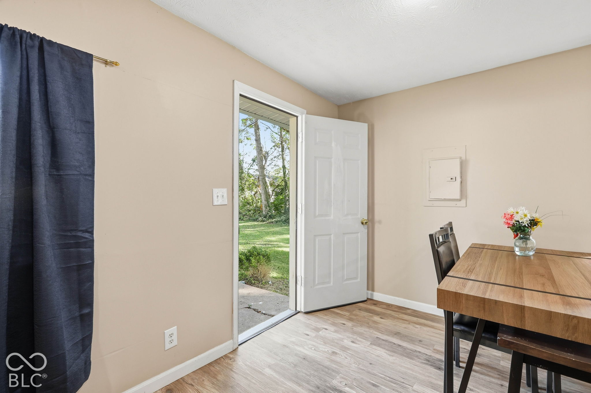 20 N Galeston Avenue, Indianapolis, IN, 46229 photo 5 of 27