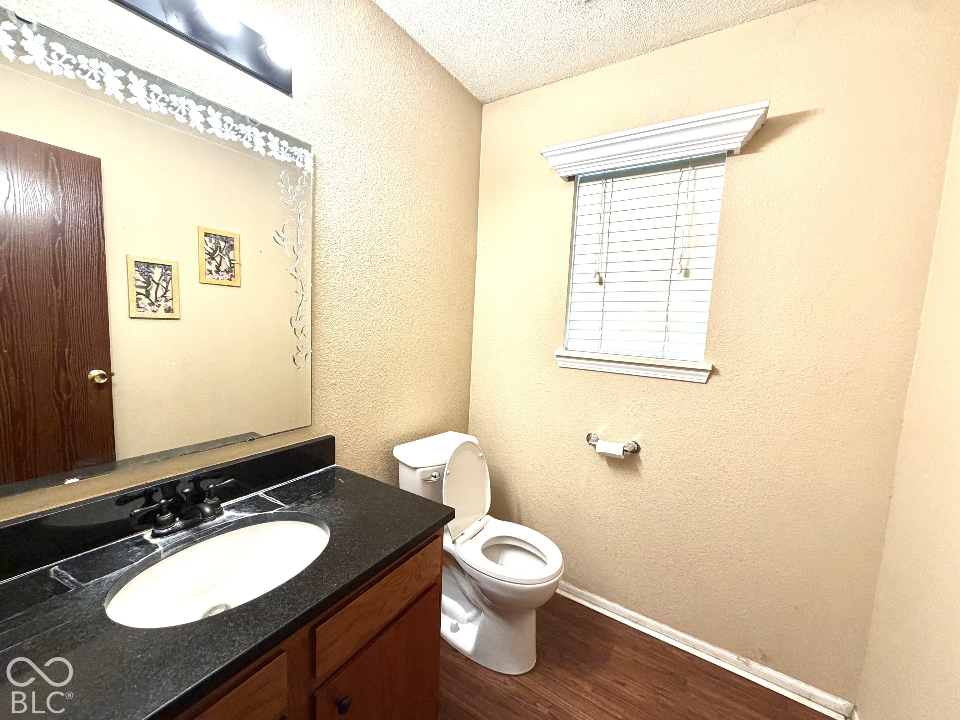 7704 Lake Vista Lane, Indianapolis, IN, 46217 photo 5 of 23