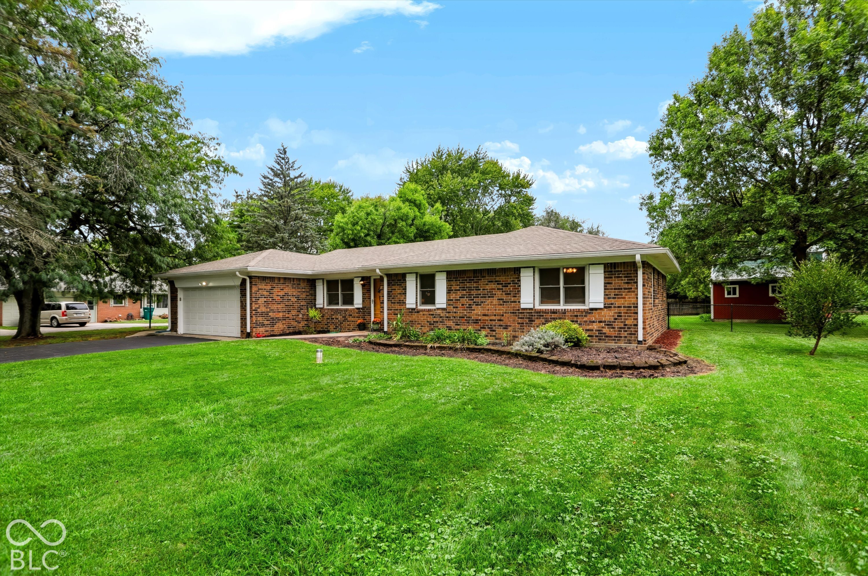 6925 Crown Drive, Brownsburg, IN, 46112 photo 5 of 52