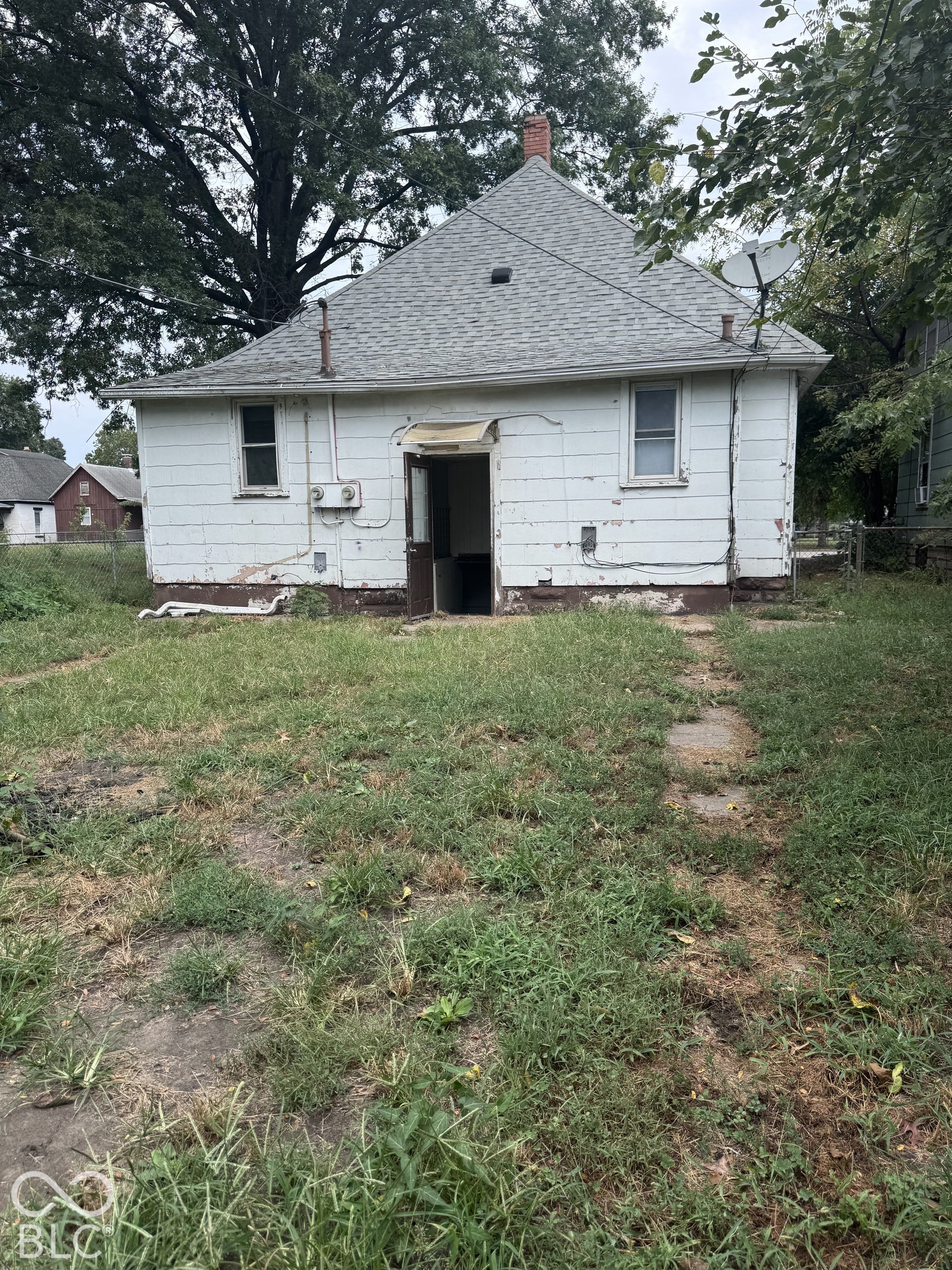 1535 8th Avenue, Terre Haute, IN, 47804 photo 5 of 6
