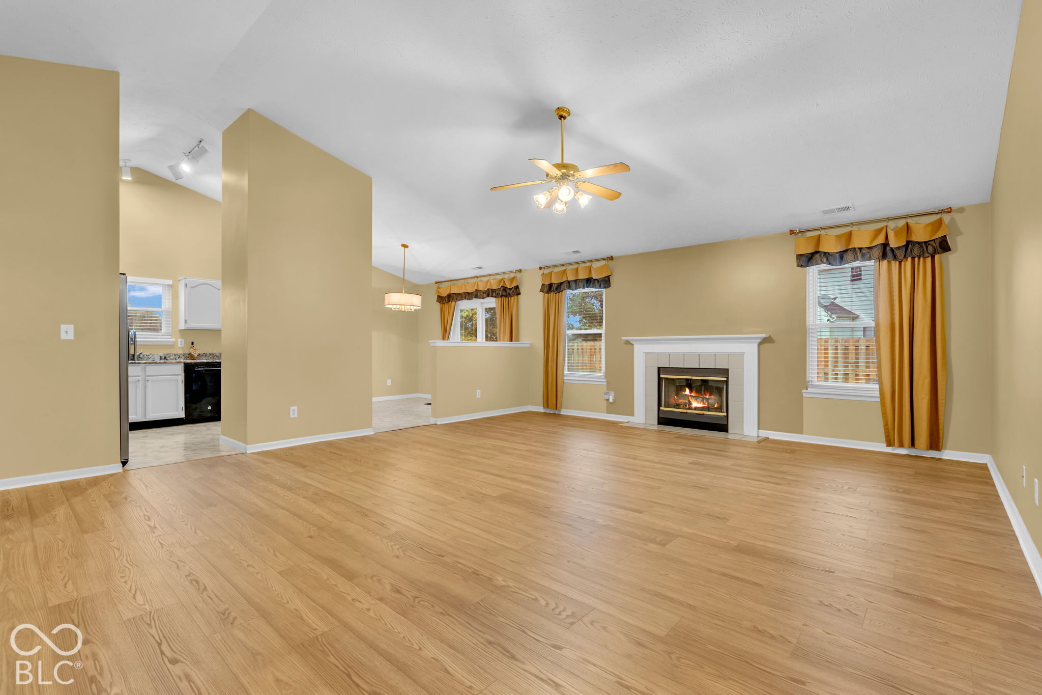 2163 Bradford Trace Boulevard, Indianapolis, IN, 46229 photo 5 of 44