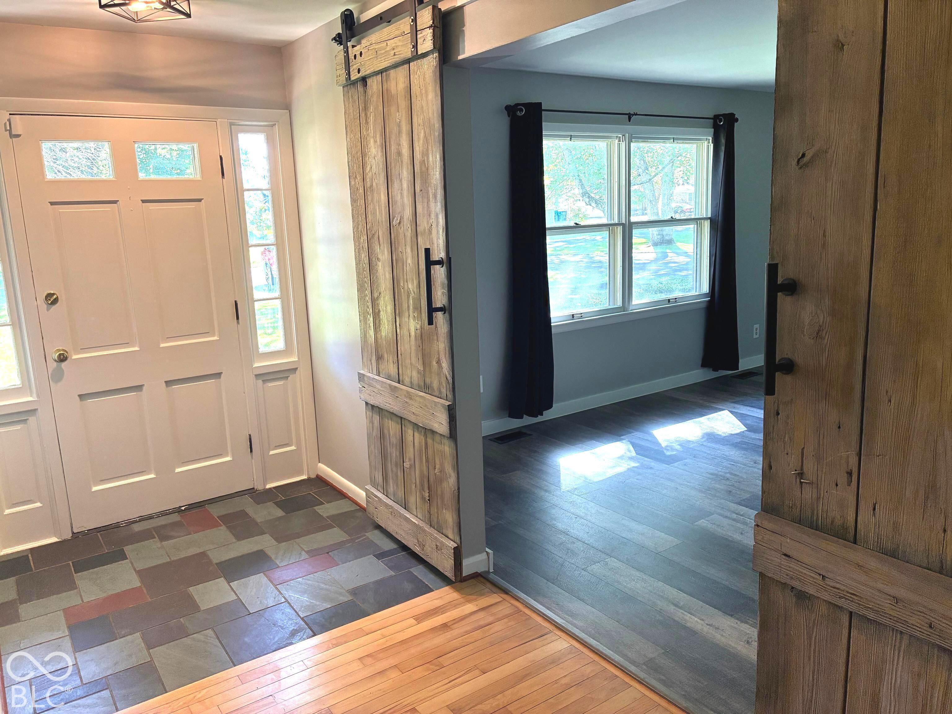 1404 Orchard Park Drive N, Carmel, IN, 46280 photo 5 of 31