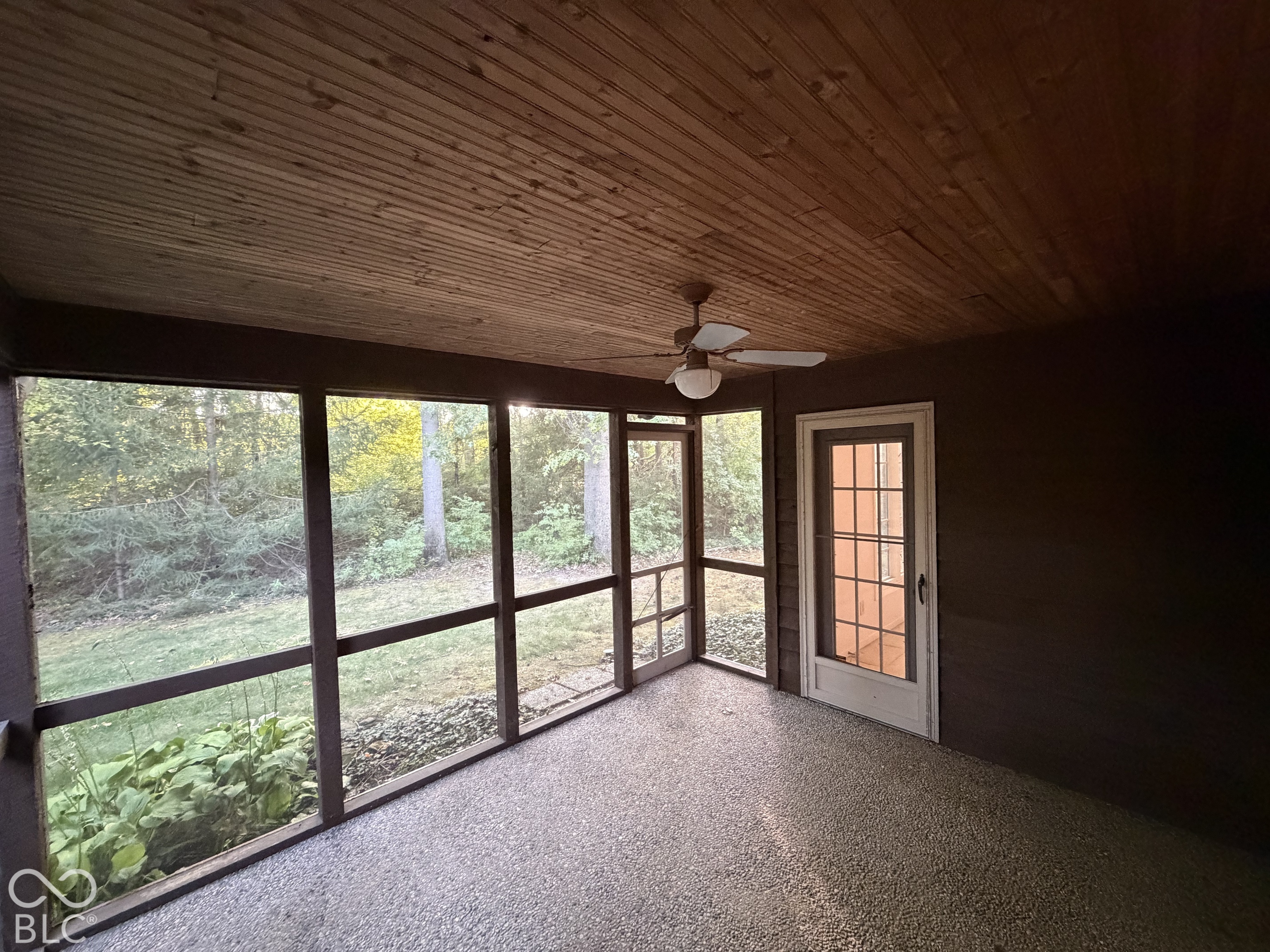 2065 Oldfields Circle South Drive, Indianapolis, IN, 46228 photo 5 of 24