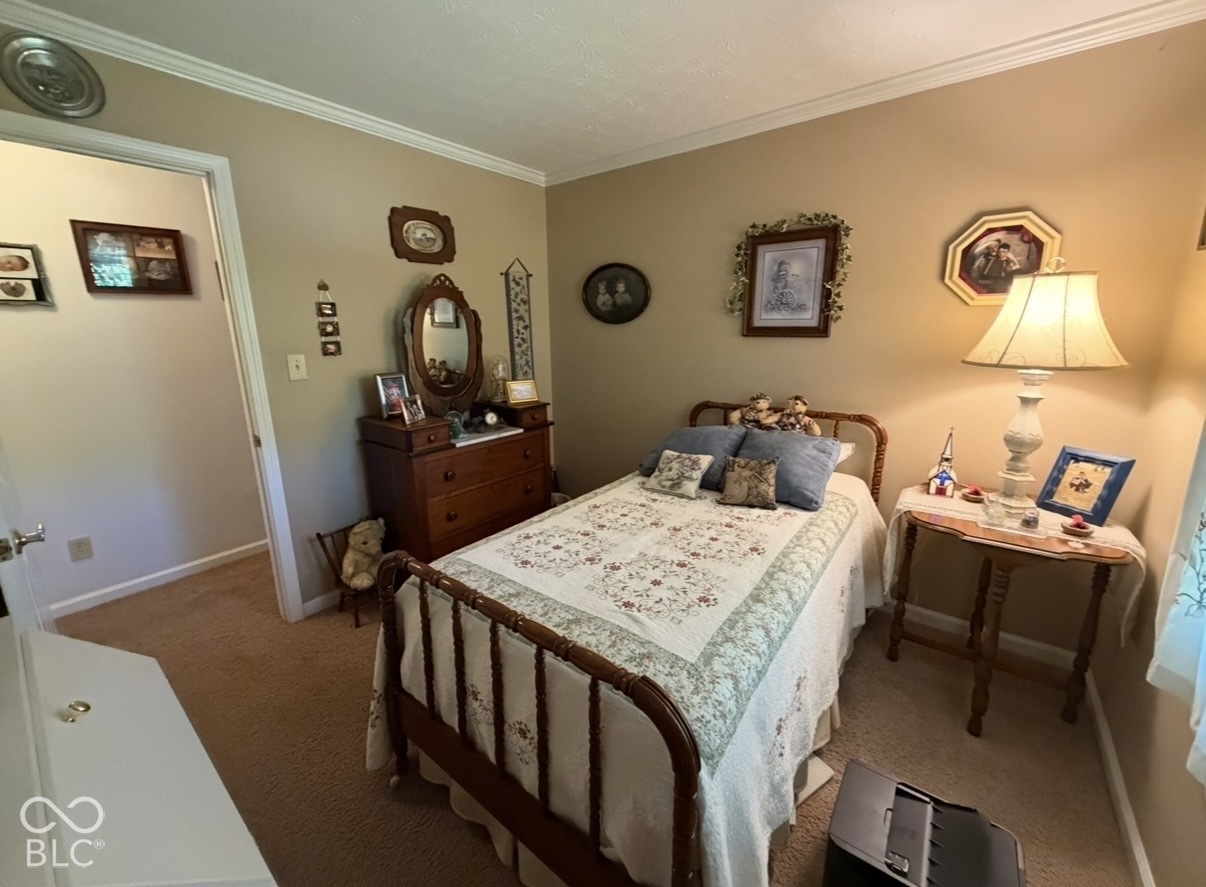 5640 Mead Drive, Indianapolis, IN, 46220 photo 5 of 16