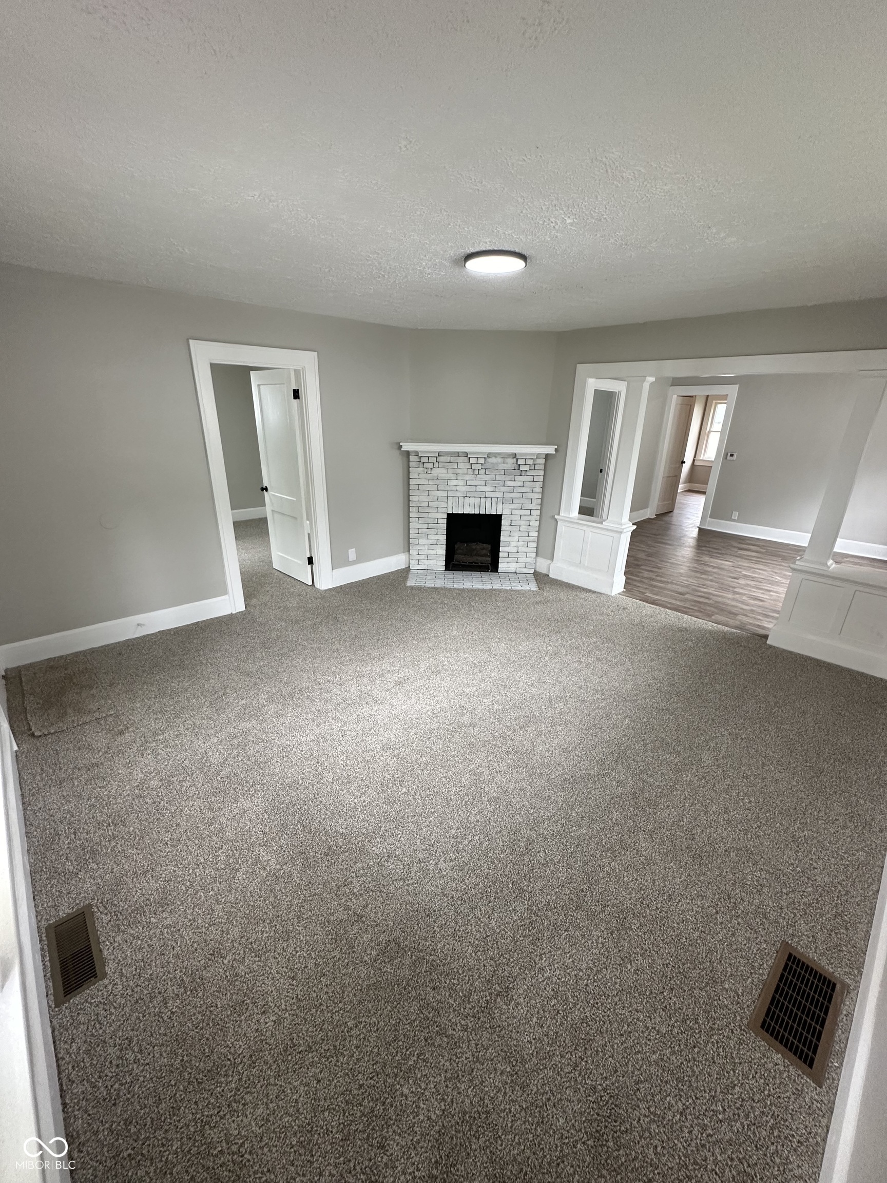 941 N Tuxedo Street, Indianapolis, IN, 46201 photo 5 of 24