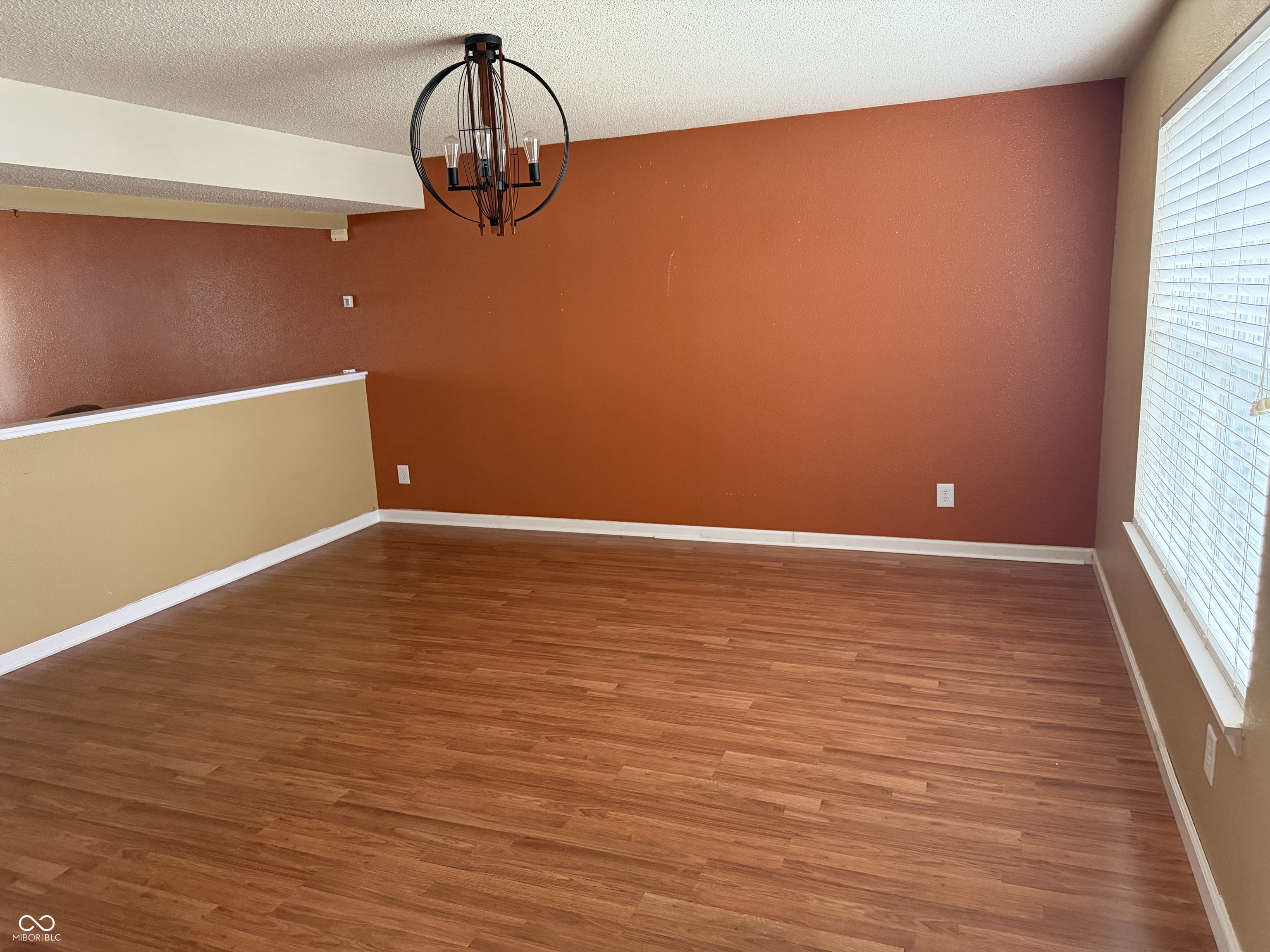 9625 Treyburn Lakes Drive, Indianapolis, IN, 46239 photo 5 of 25
