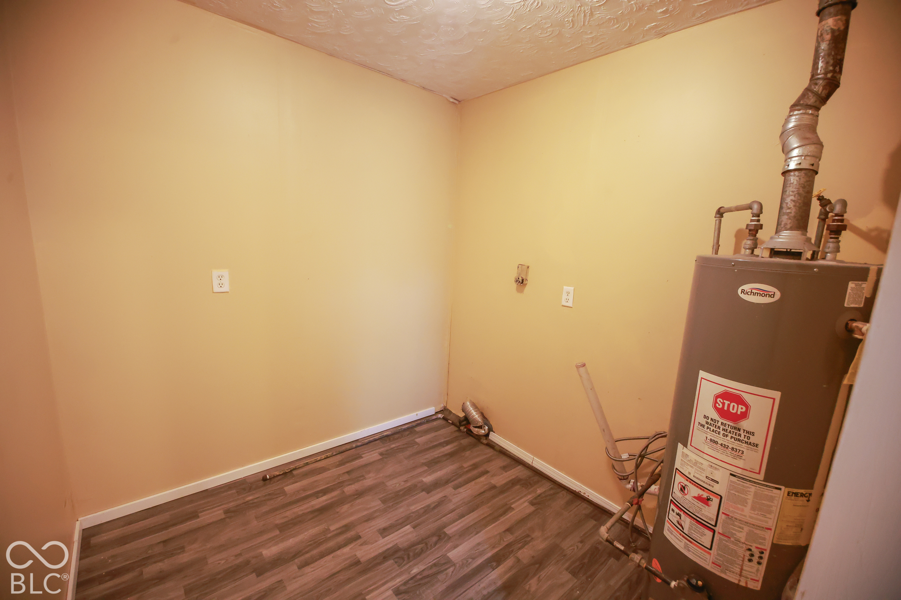 3102 N Temple Avenue, Indianapolis, IN, 46218 photo 5 of 30