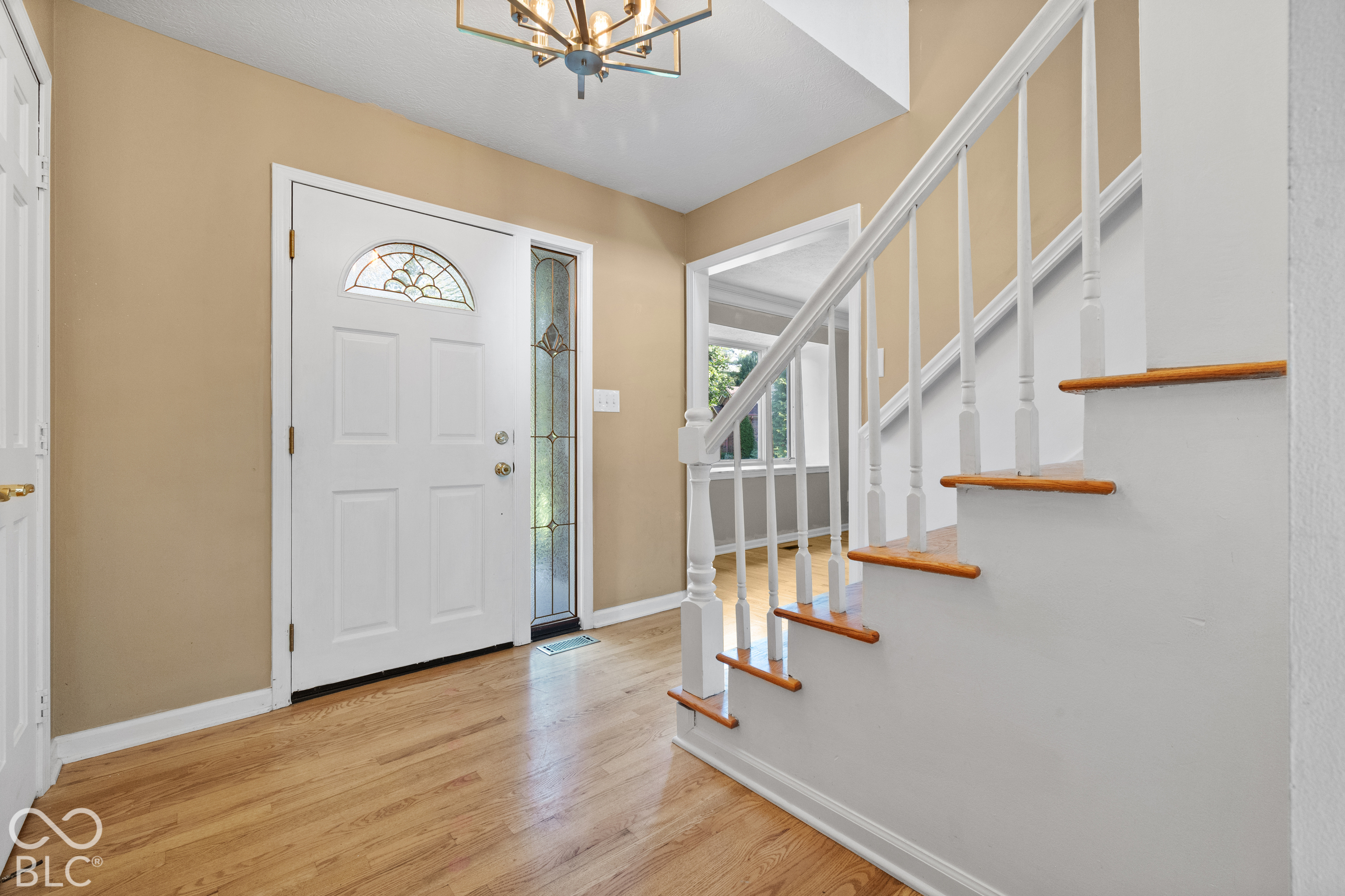 889 Bridle Circle, Carmel, IN, 46032 photo 5 of 37