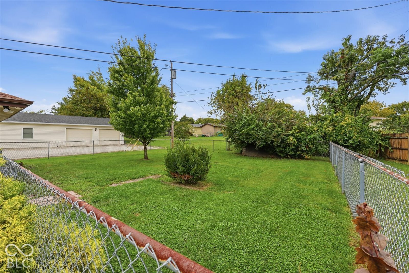 623 Van Avenue, Shelbyville, IN, 46176 photo 5 of 33