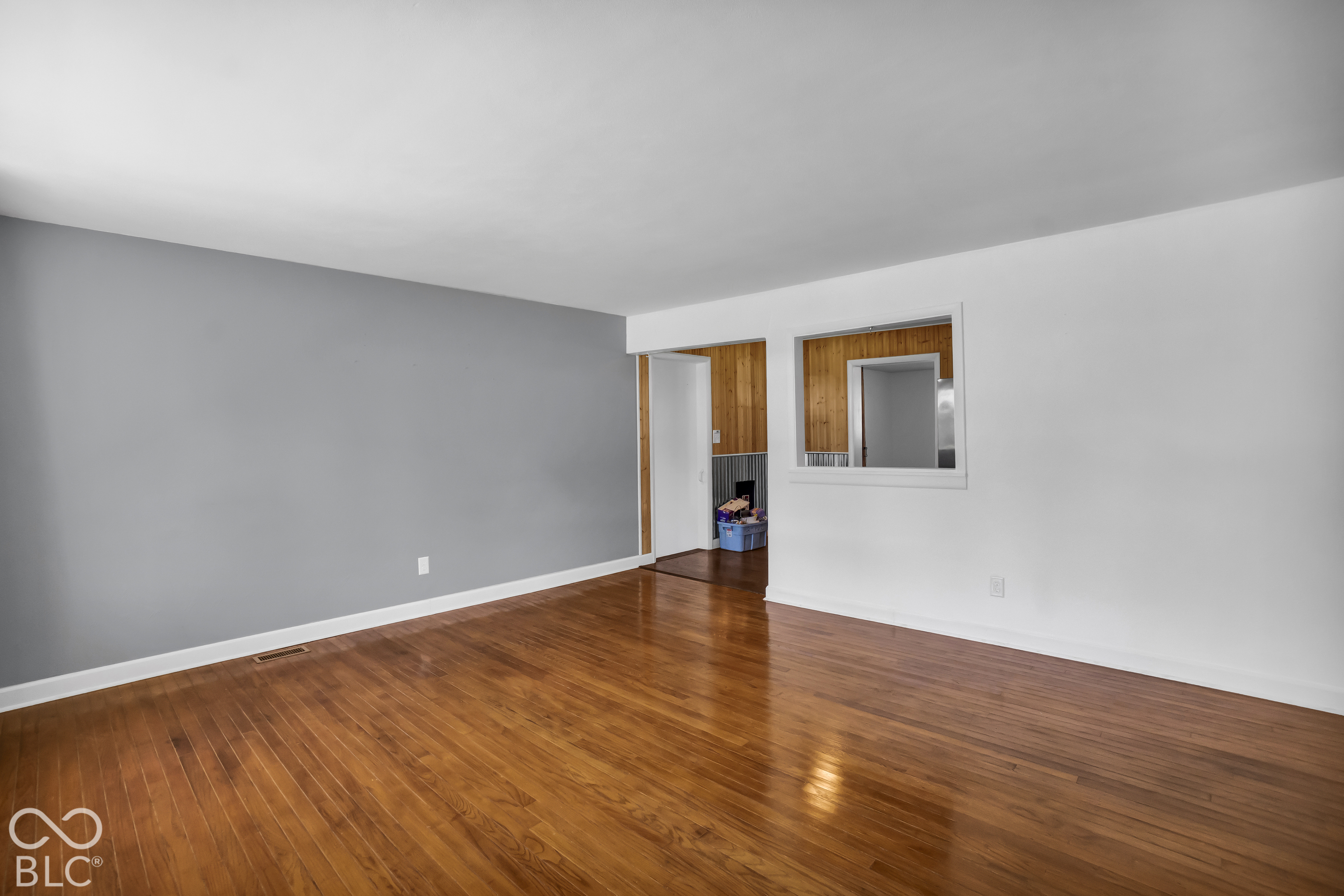 300 Shull Drive, North Vernon, IN, 47265 photo 5 of 31