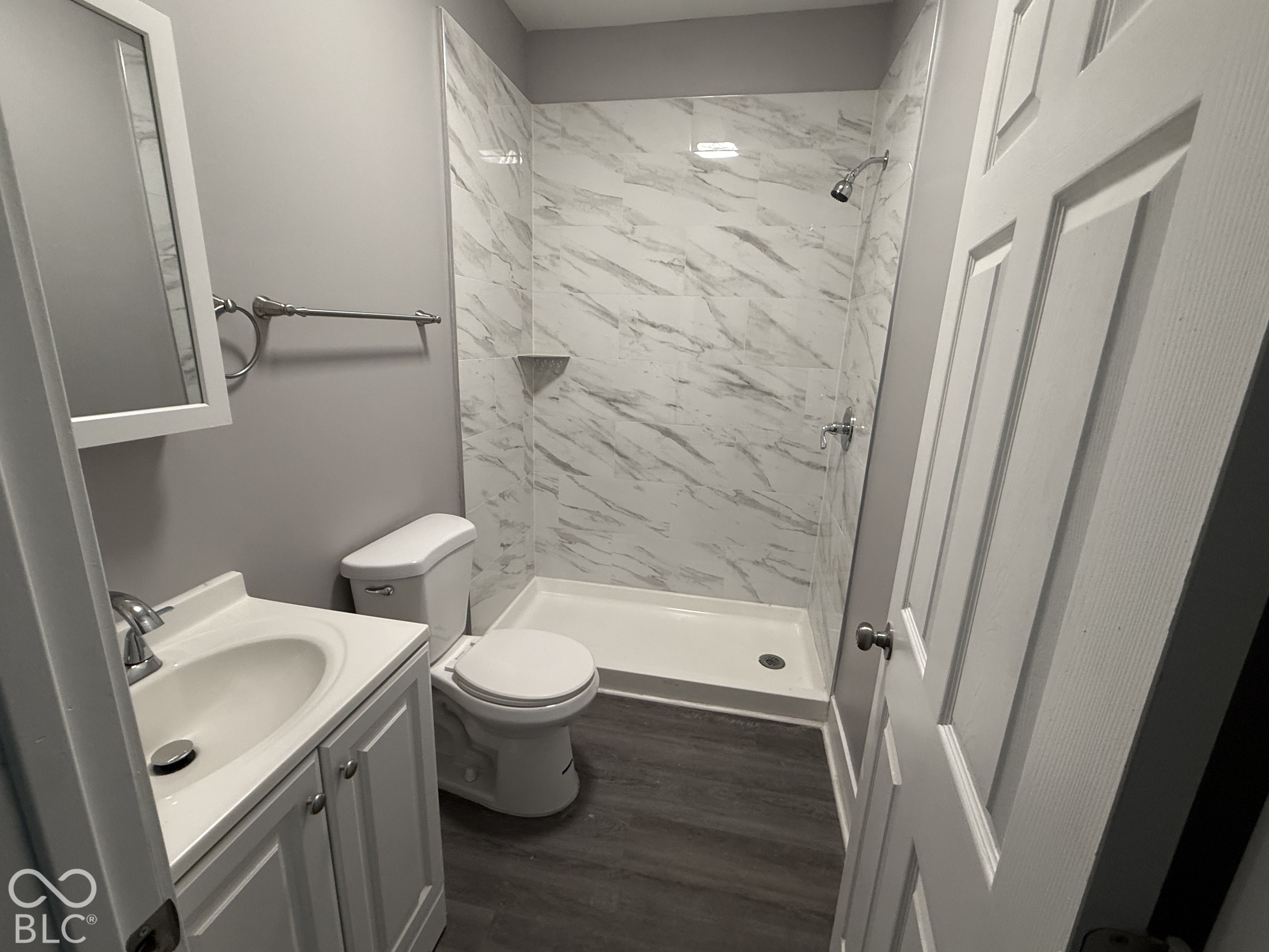 945 W 28th Street, Indianapolis, IN, 46208 photo 5 of 11