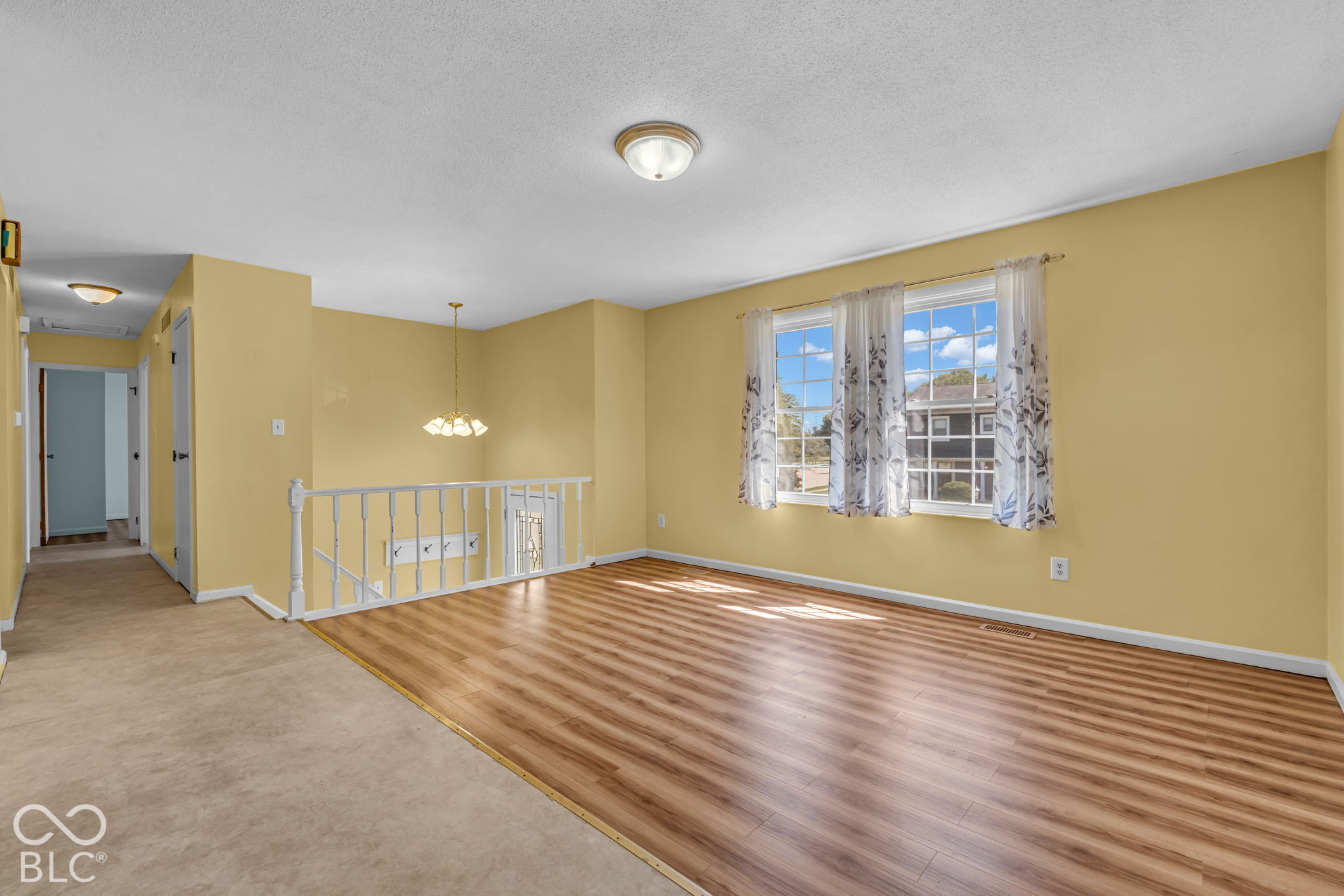 5108 Honey Manor Court, Indianapolis, IN, 46221 photo 5 of 34