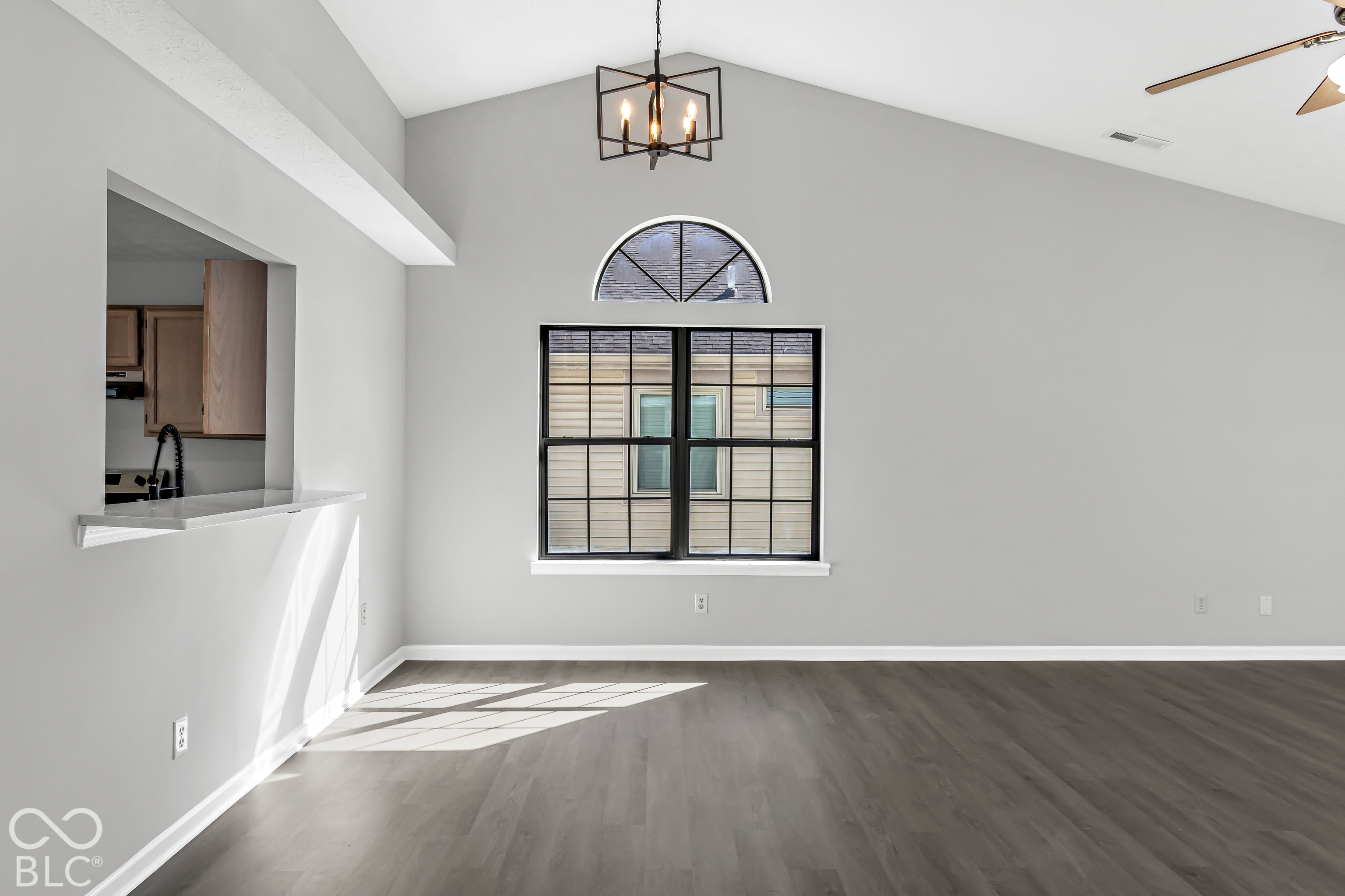 6264 Old Barn Court, Indianapolis, IN, 46268 photo 5 of 31