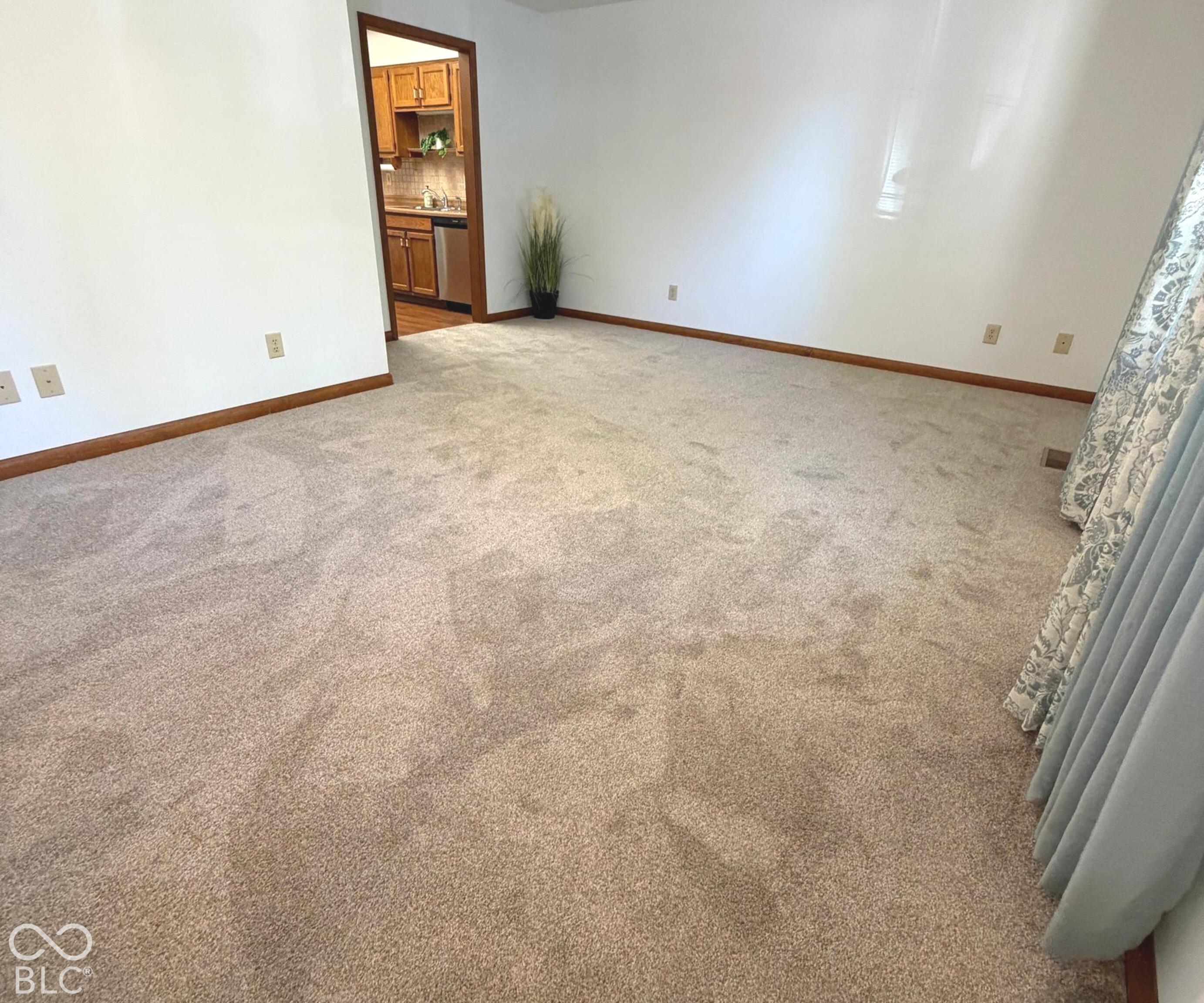1383 Holiday Lane W, Brownsburg, IN, 46112 photo 5 of 19