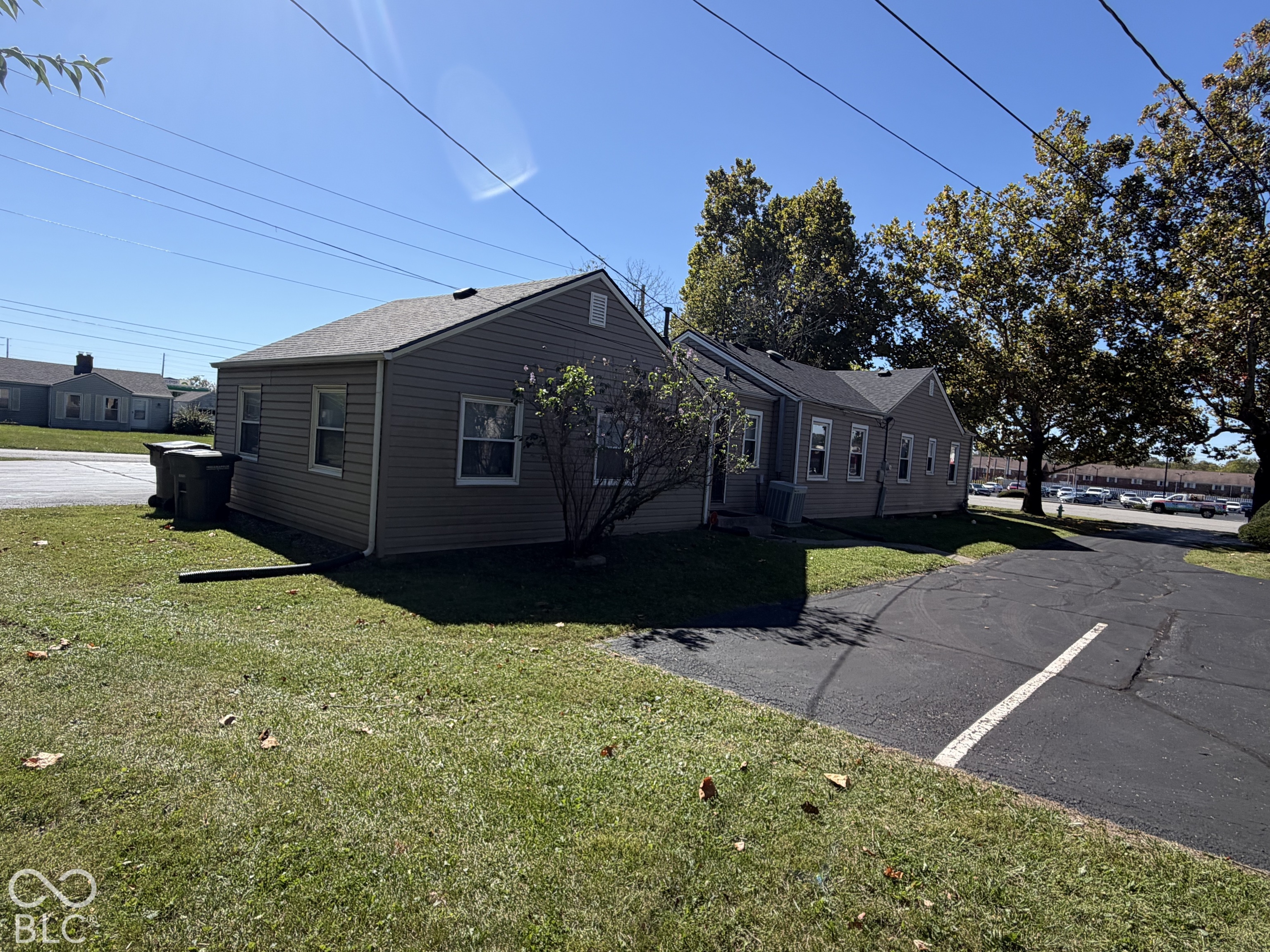 1101 N Shadeland Avenue, Indianapolis, IN, 46219 photo 5 of 21