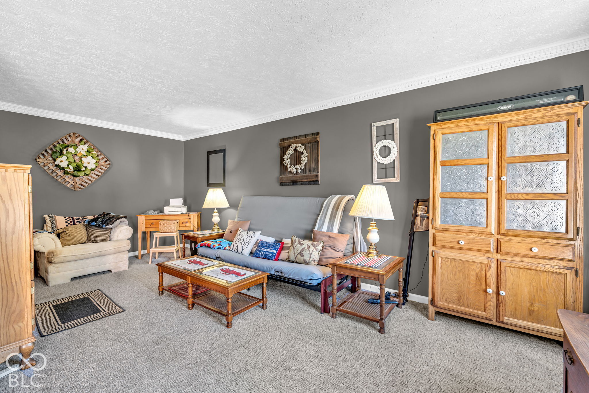 631 Middleham Circle, Beech Grove, IN, 46107 photo 5 of 70