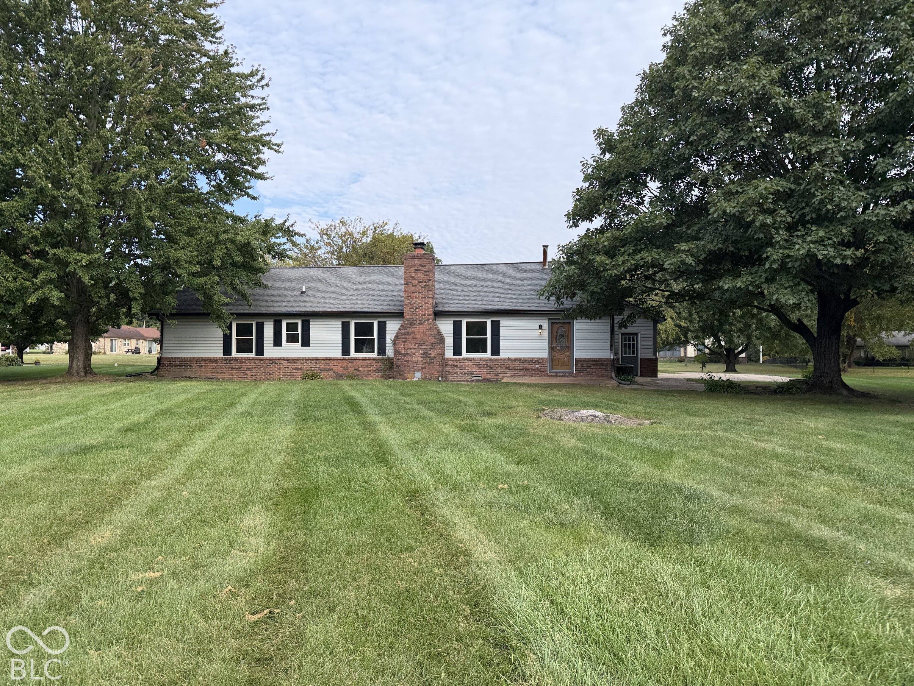 3339 W Sunset Drive N, Greenfield, IN, 46140 photo 5 of 16