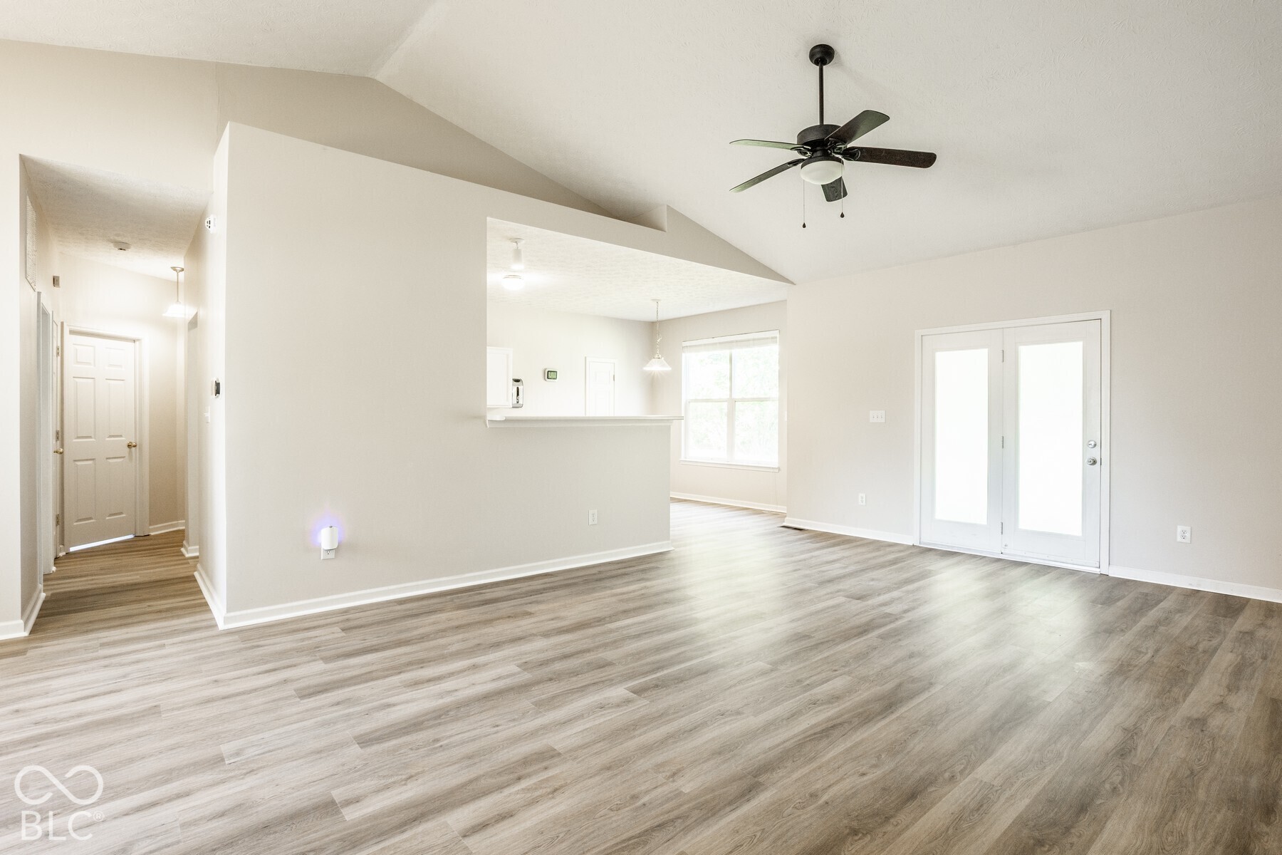 6446 Camarillo Court, Indianapolis, IN, 46278 photo 5 of 37