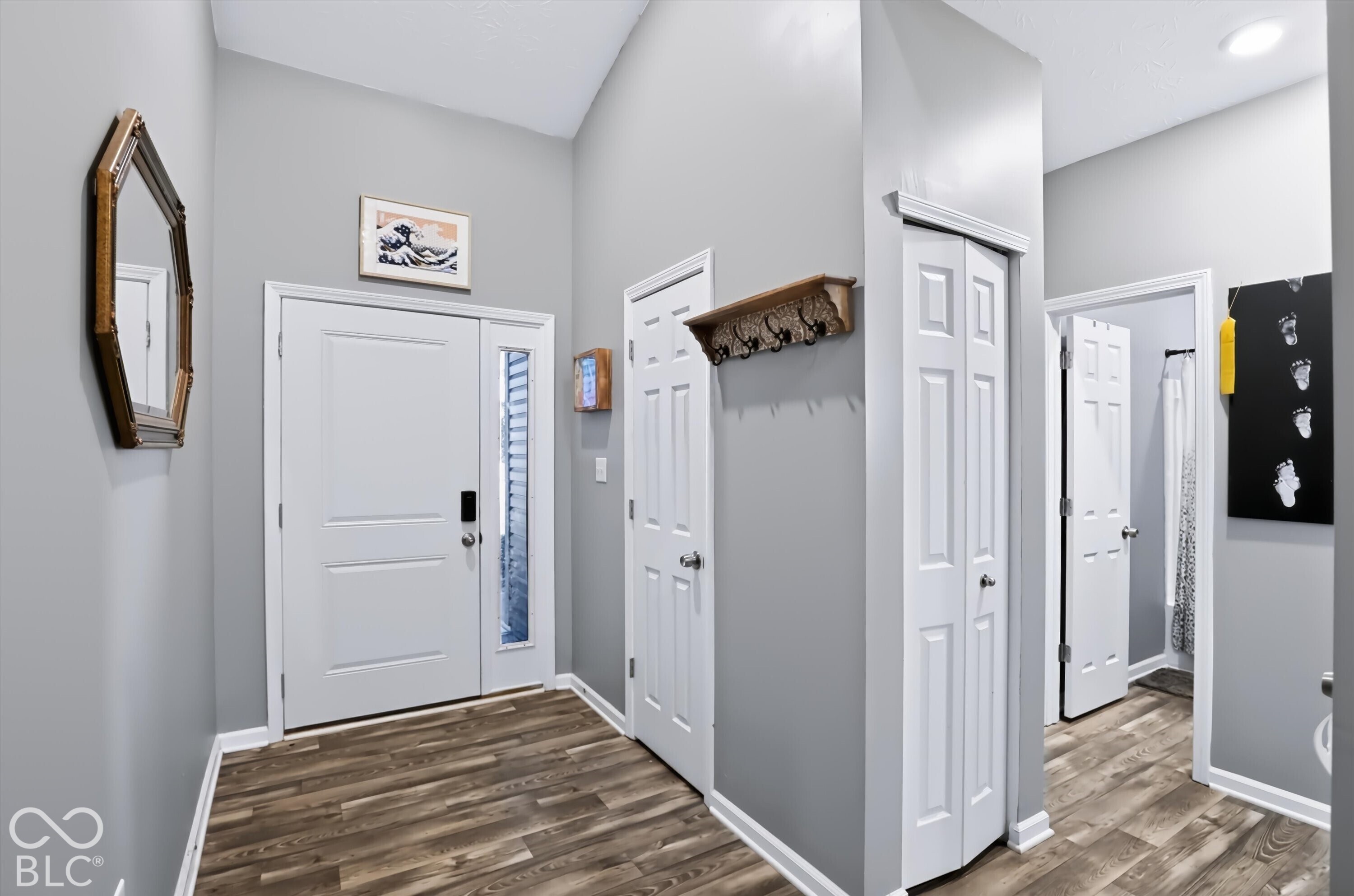 10043 Caprock Canyon Drive, Indianapolis, IN, 46229 photo 5 of 30