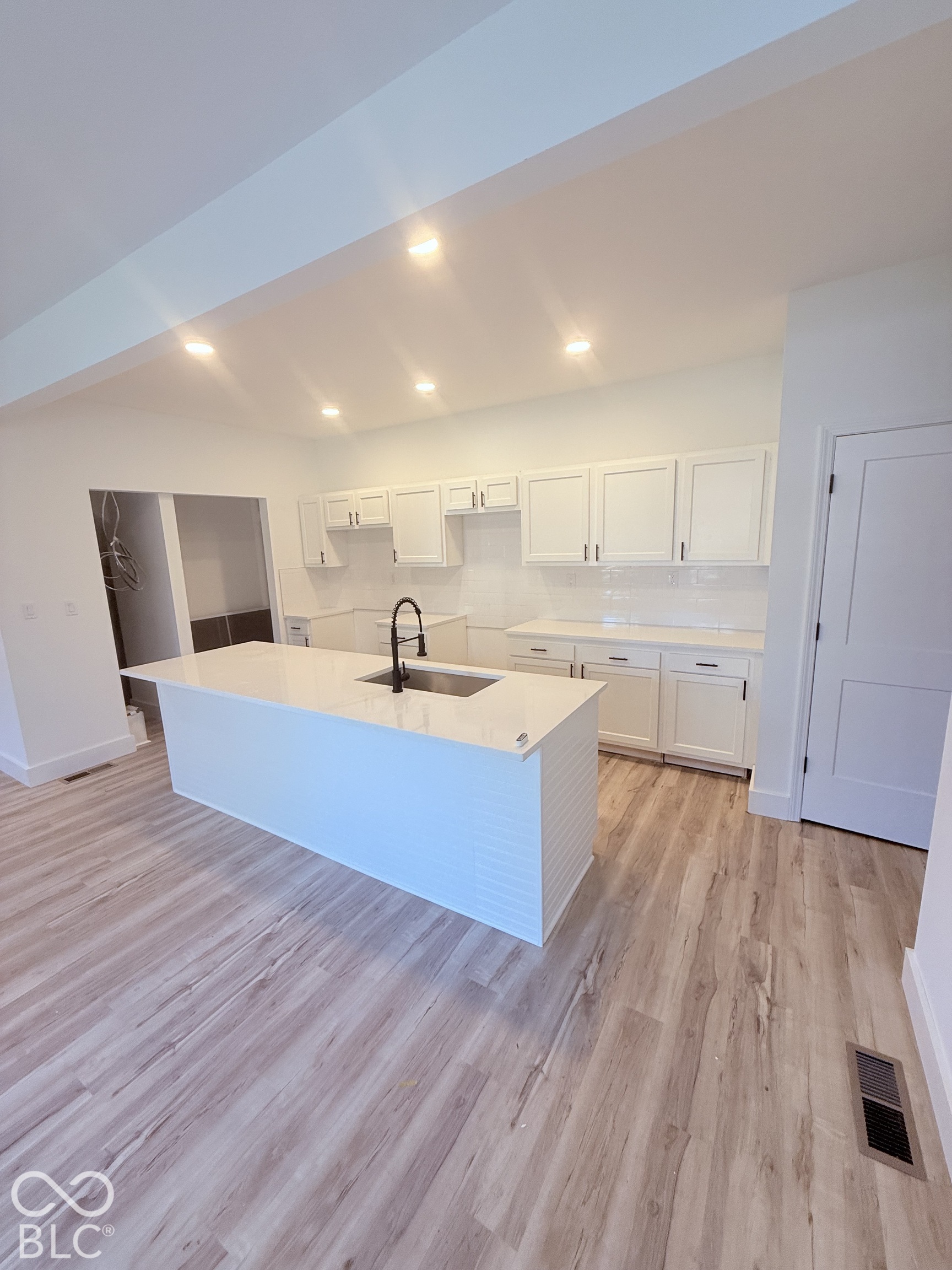 2822 N Dearborn Street, Indianapolis, IN, 46218 photo 5 of 15