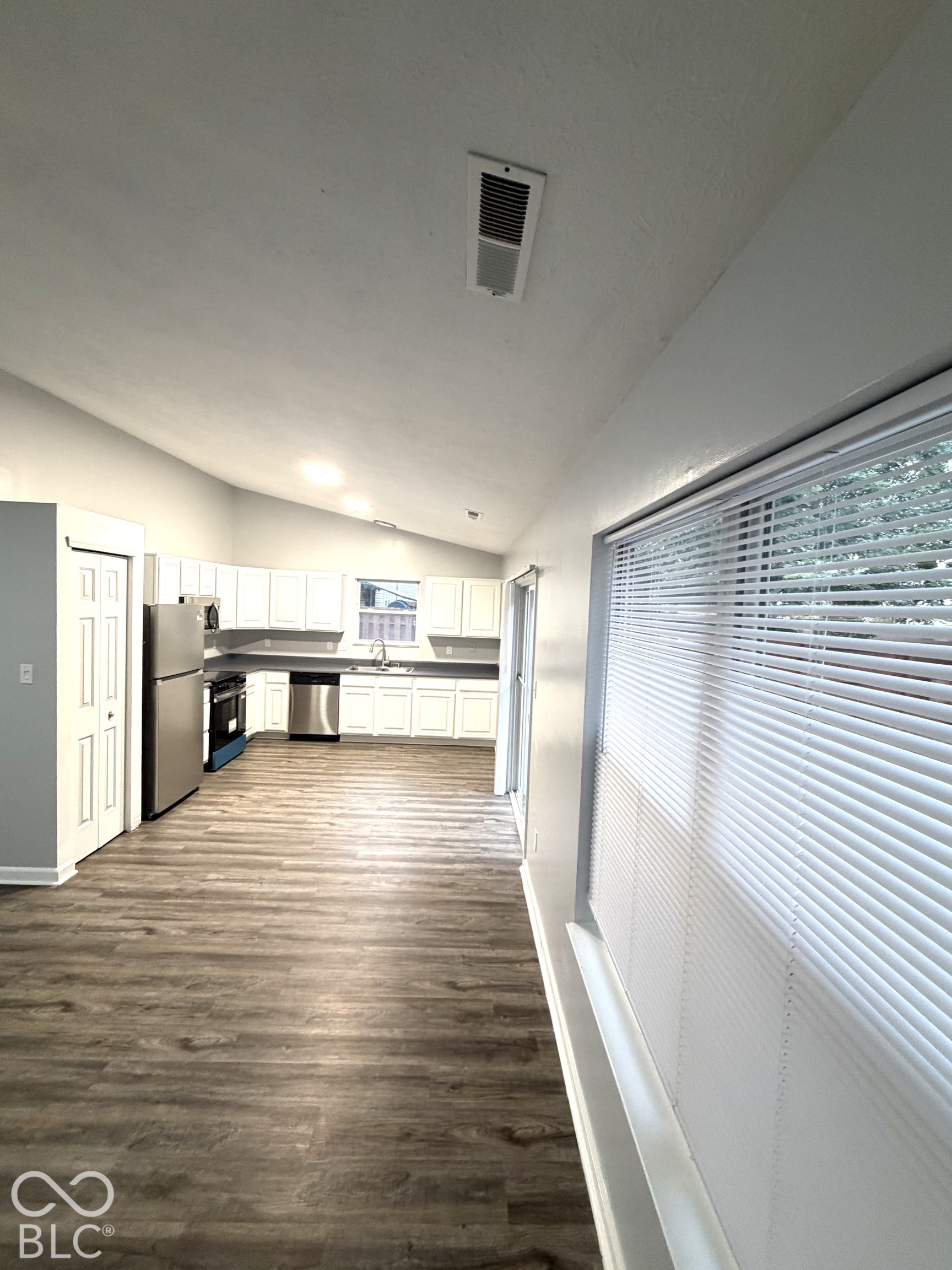 13302 Ashwood Drive, Fishers, IN, 46038 photo 5 of 16