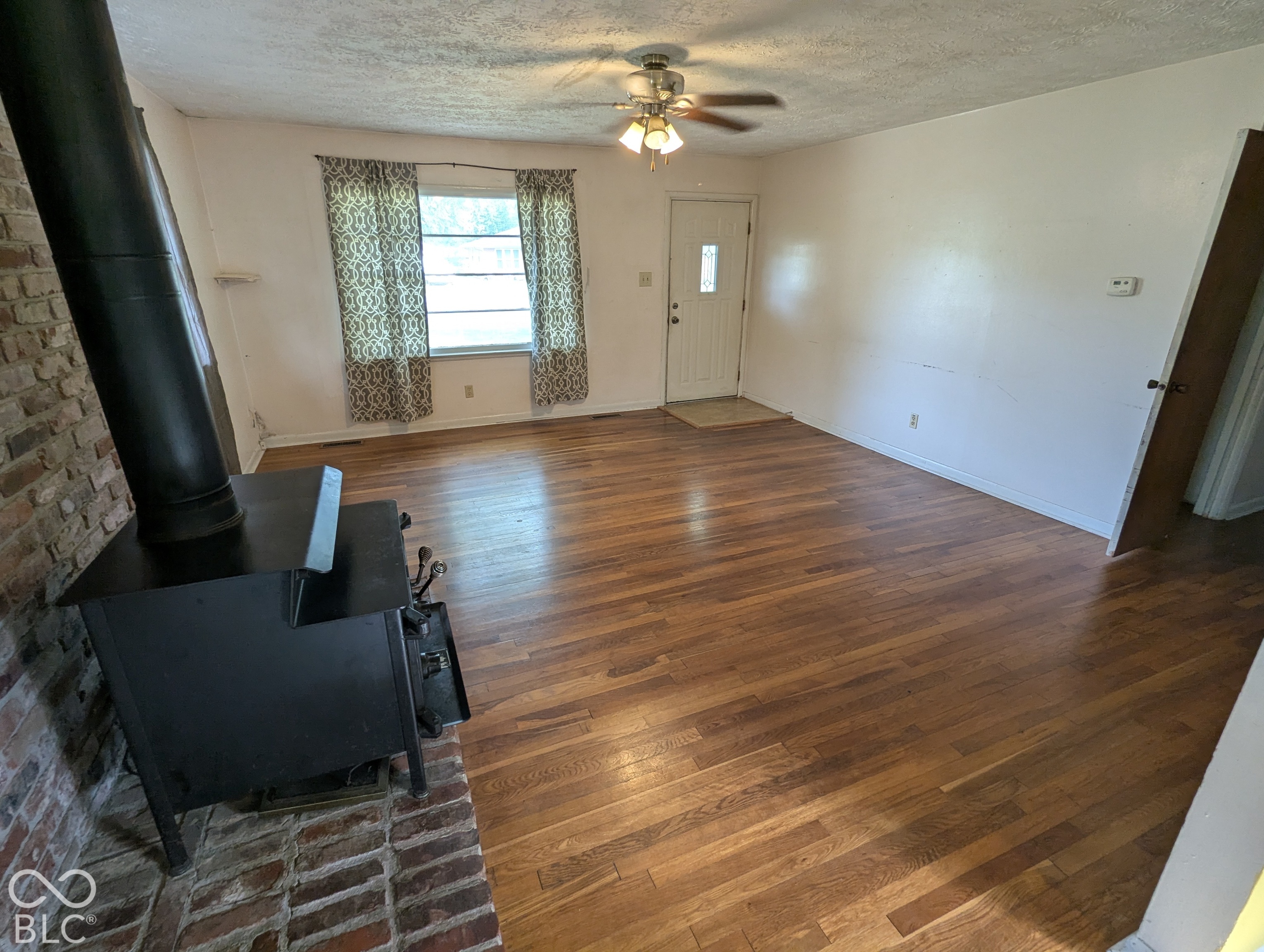 364 Robbins Drive, Greenwood, IN, 46142 photo 5 of 25