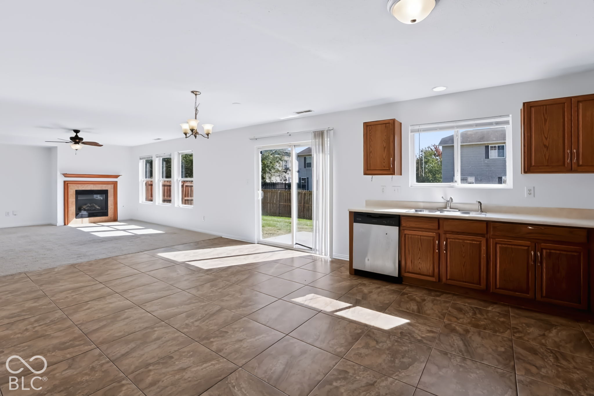 11217 Candice Drive, Fishers, IN, 46038 photo 5 of 40