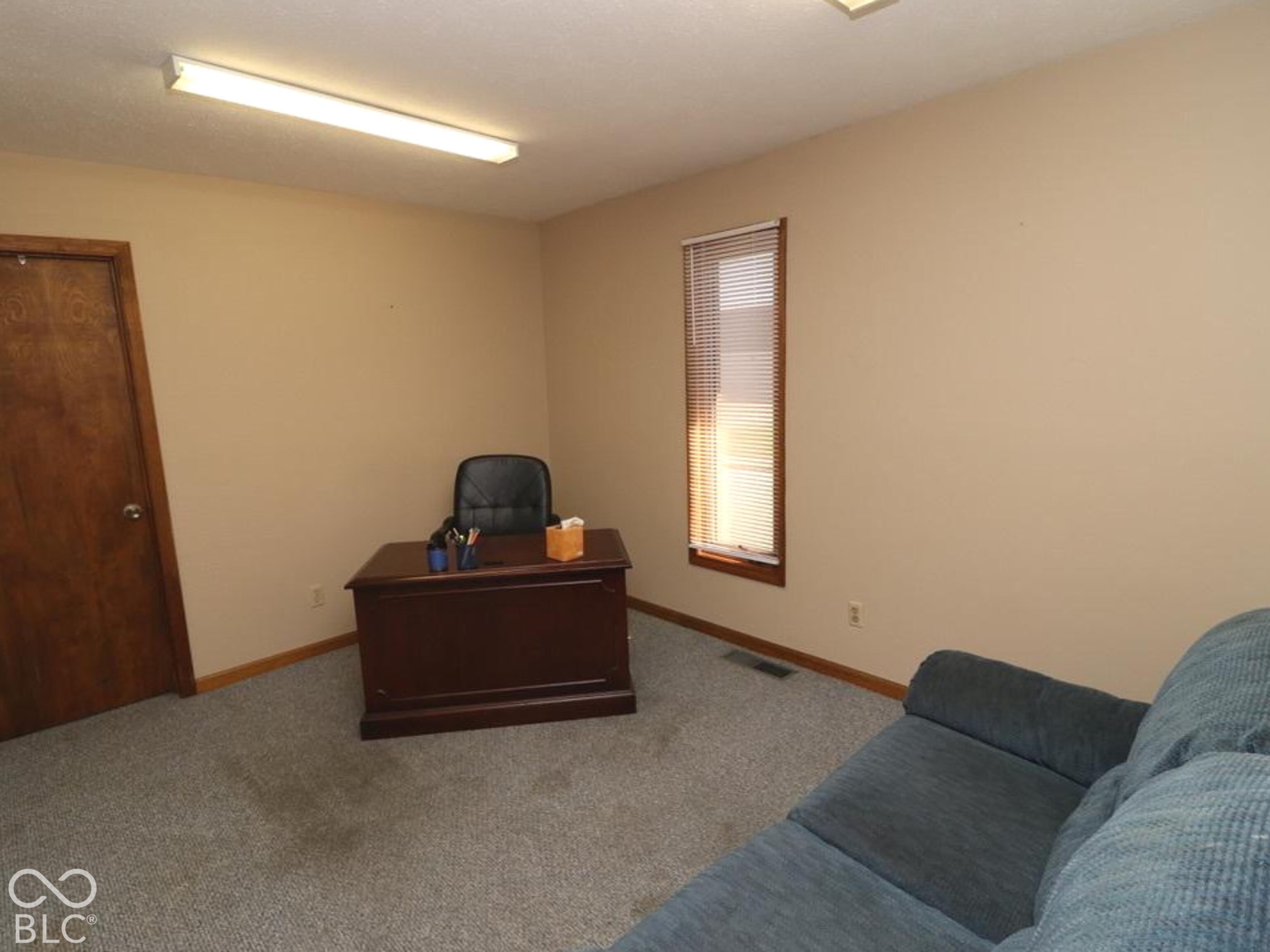 812 E Market Street, Crawfordsville, IN, 47933 photo 5 of 44