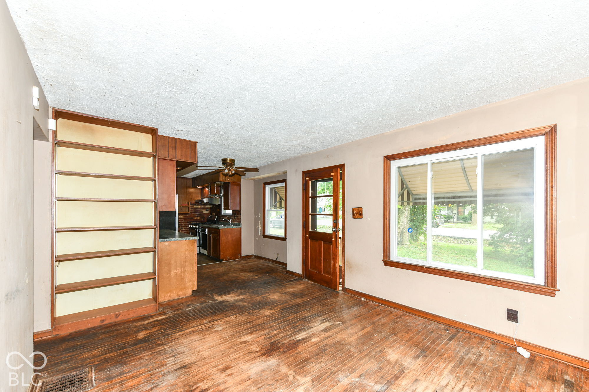 1917 N Riley Avenue, Indianapolis, IN, 46218 photo 5 of 21