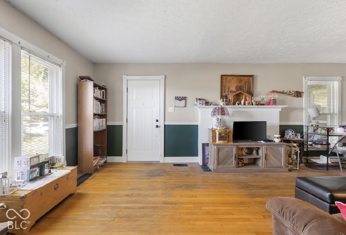9226 S County Road 475 W, Knightstown, IN, 46146 photo 5 of 30