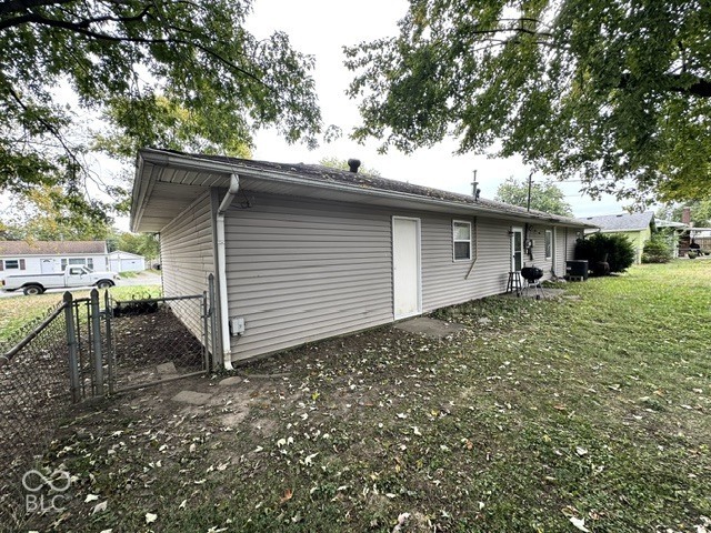 1507 Athens Street, Crawfordsville, IN, 47933 photo 5 of 39