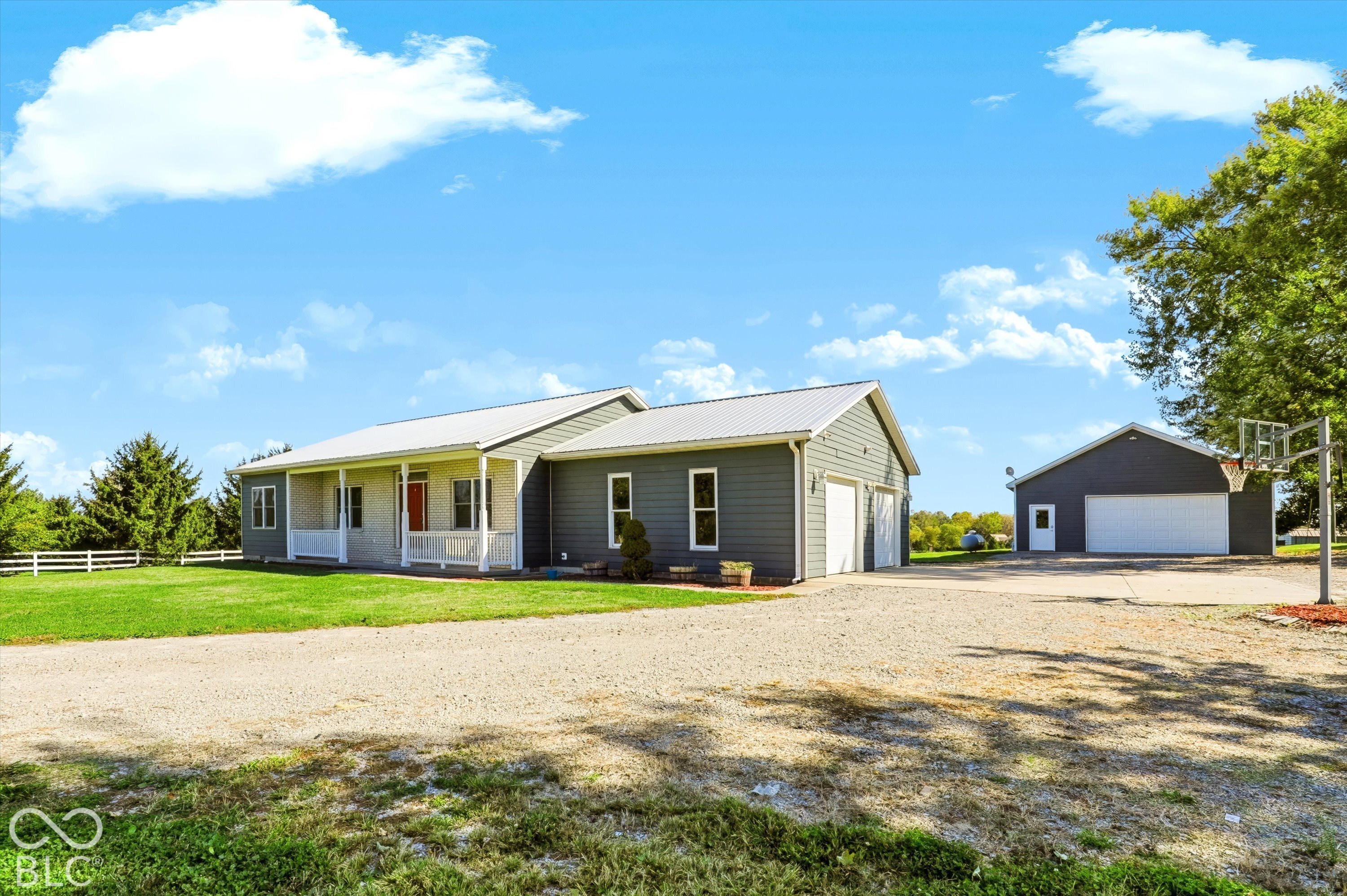 4125 S 150 W, Trafalgar, IN, 46181 photo 5 of 91