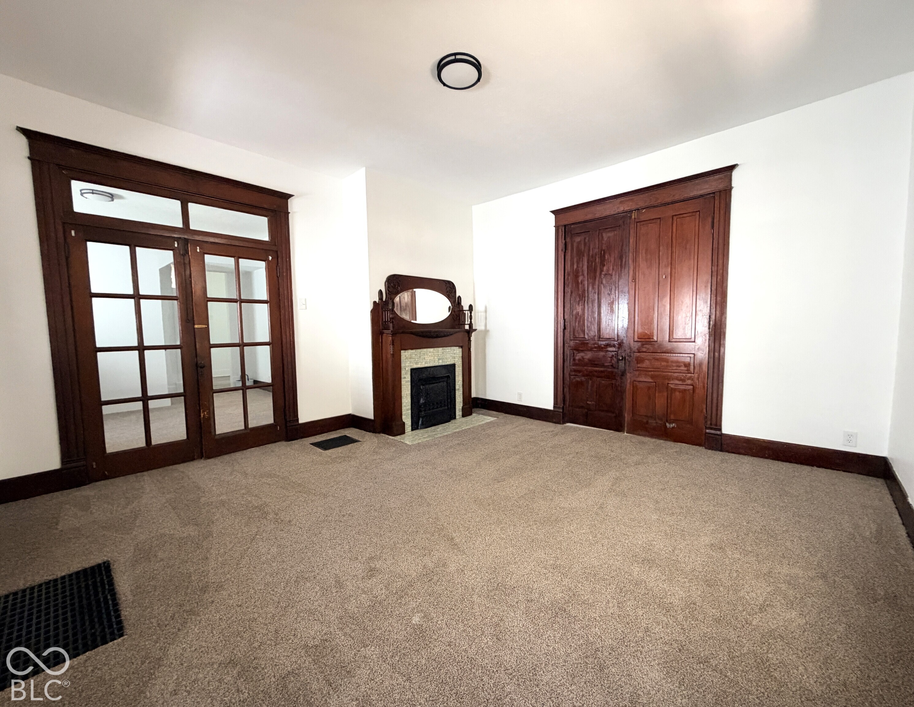 308 E Columbia Street, Attica, IN, 47918 photo 5 of 26
