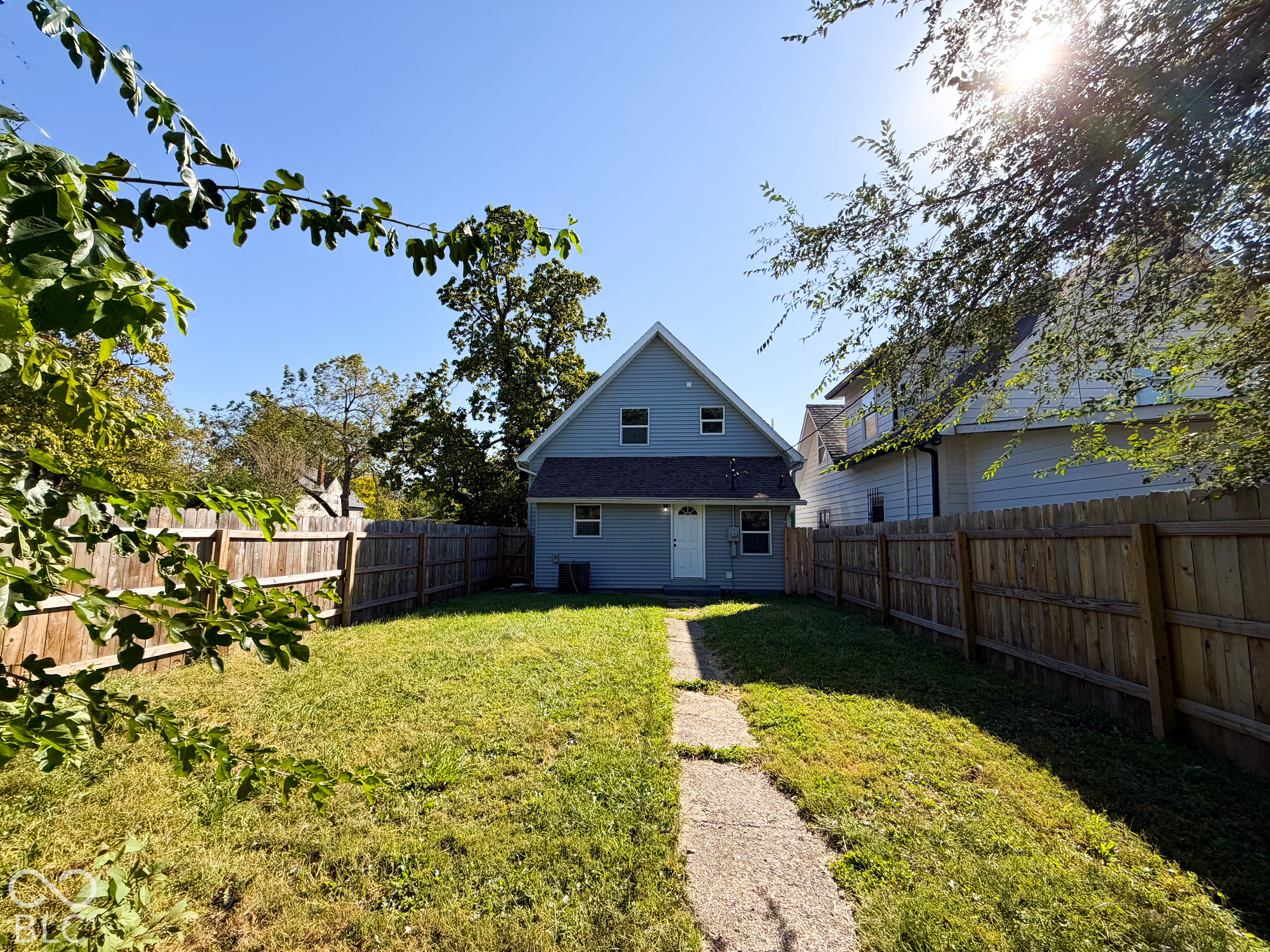 1058 W 29th Street, Indianapolis, IN, 46208 photo 5 of 19