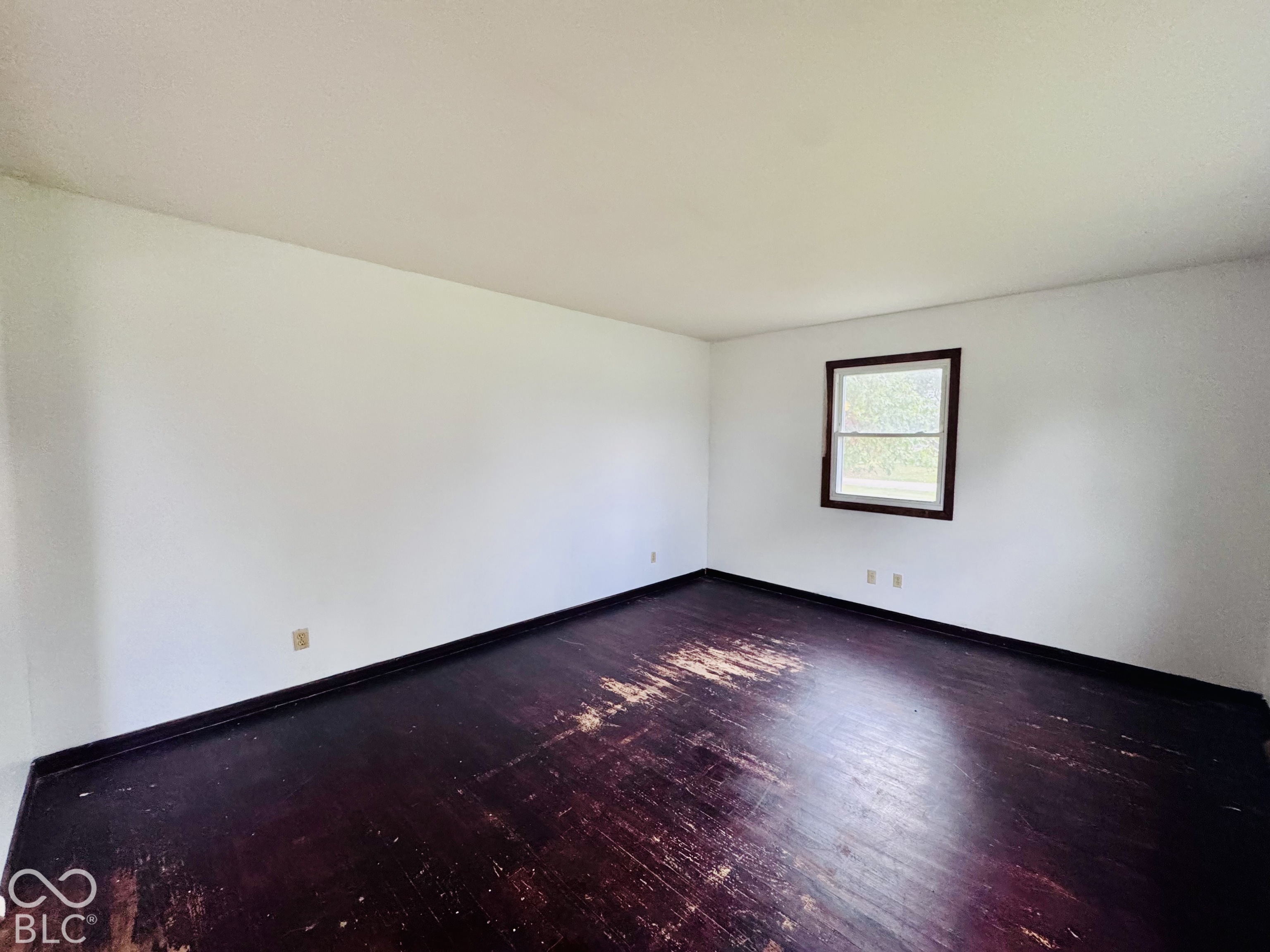 1315 W Grant Street, Thorntown, IN, 46071 photo 5 of 40