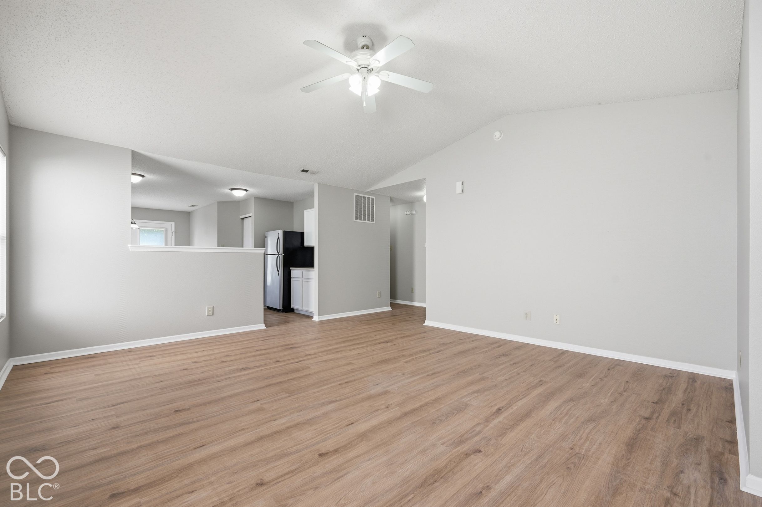 10874 Woods Drive, Ingalls, IN, 46048 photo 5 of 26