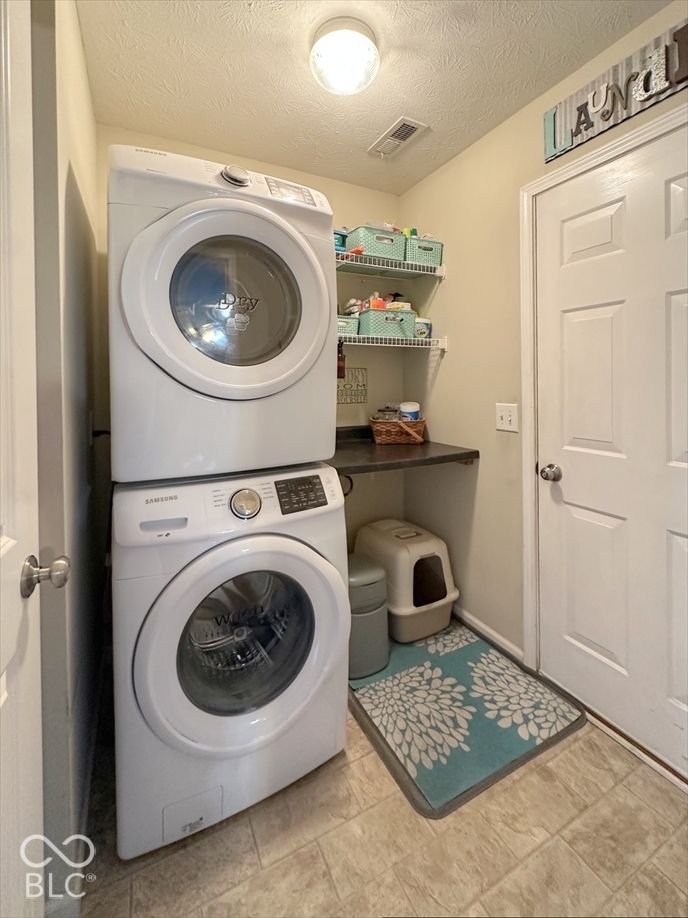 1140 Frogs Leap Lane, Cicero, IN, 46034 photo 5 of 16