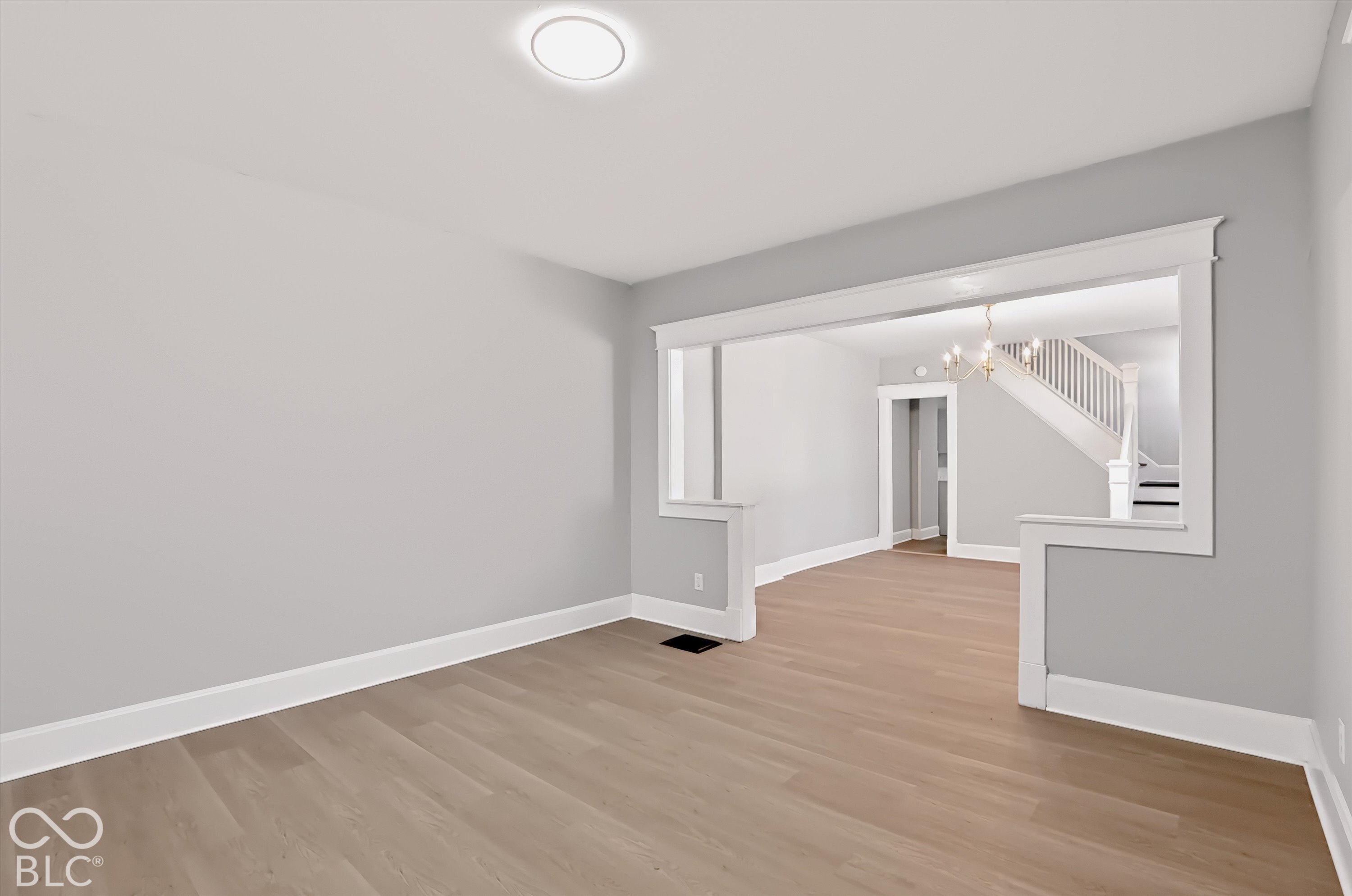 909-911 W Roache Street, Indianapolis, IN, 46208 photo 5 of 47