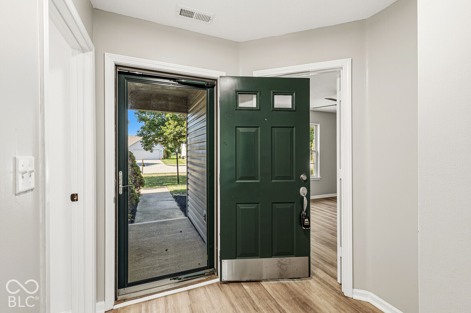 5517 Wood Hollow Drive, Indianapolis, IN, 46239 photo 5 of 37
