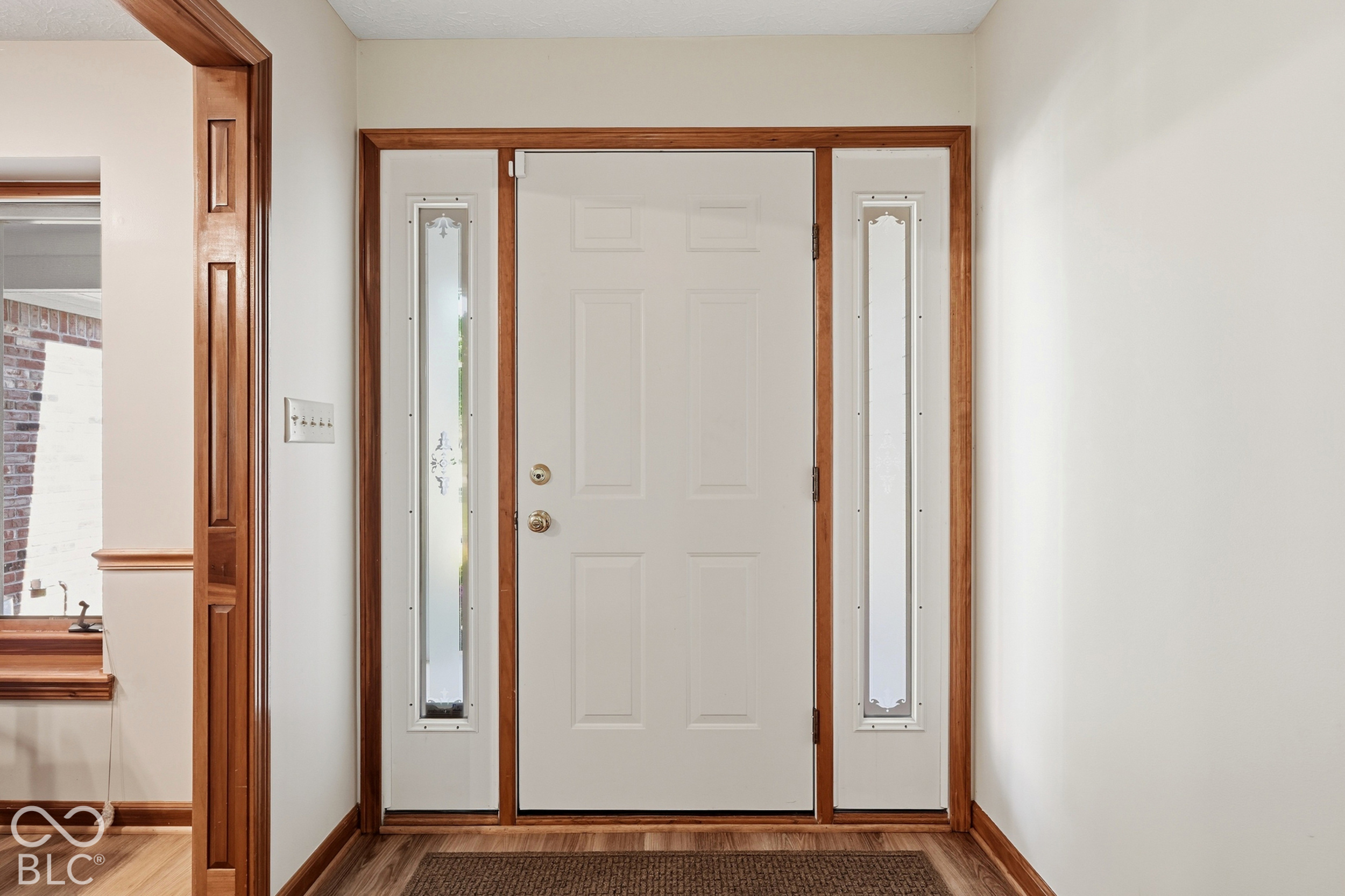 1048 Cobblefield Way, Greenfield, IN, 46140 photo 5 of 50
