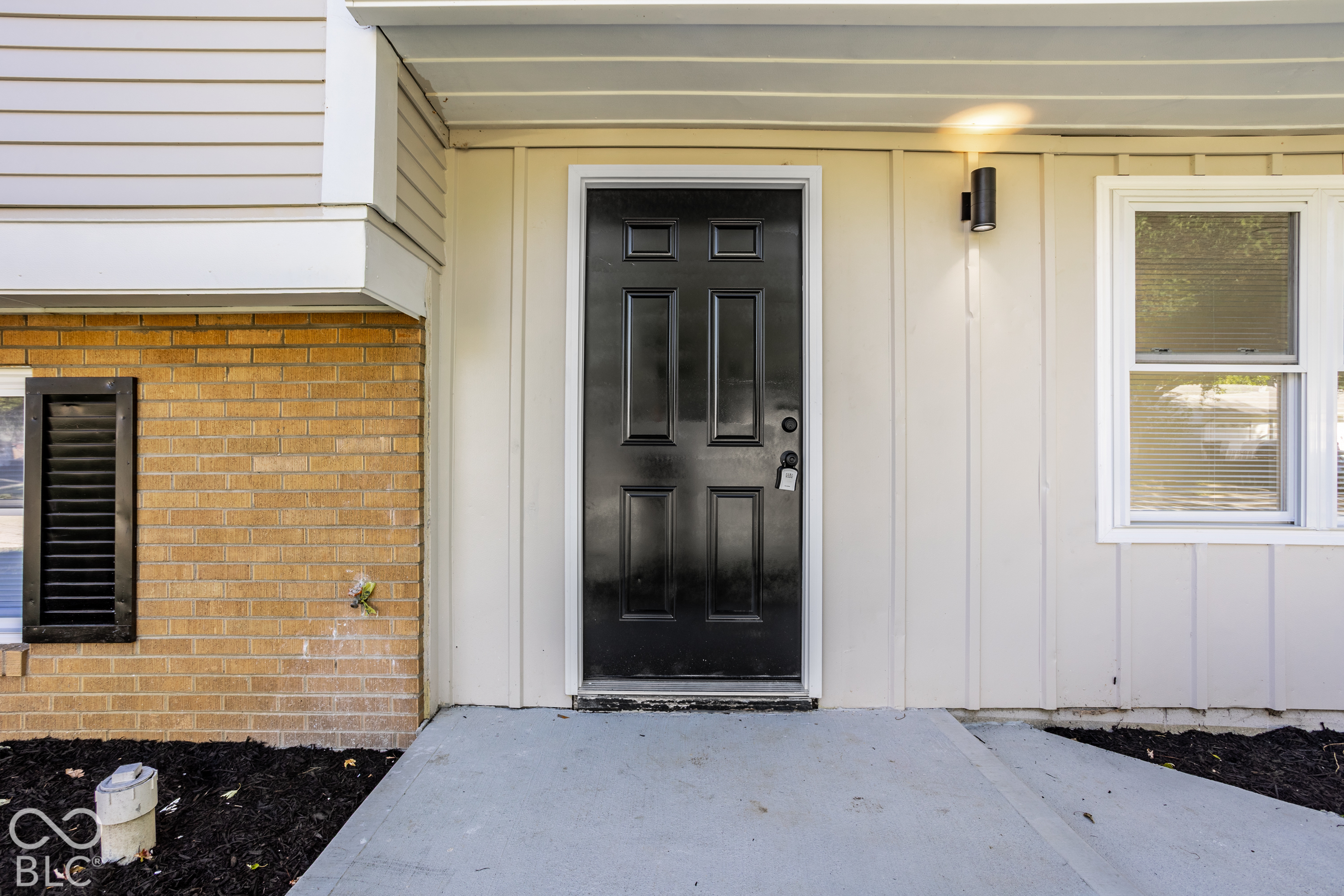 3621 N Norfolk Street, Indianapolis, IN, 46224 photo 5 of 29