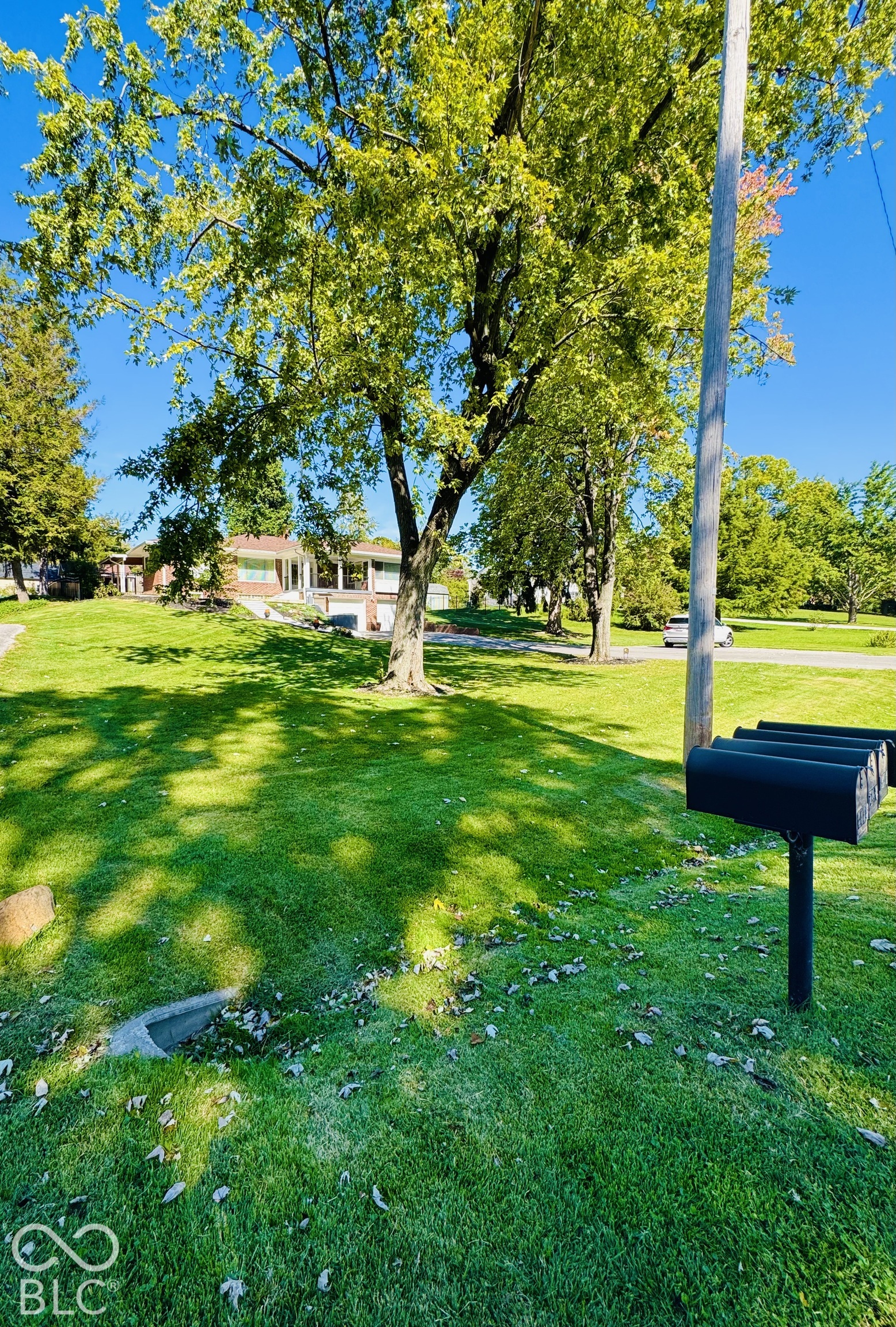 450 S Valley Lane, Greenwood, IN, 46142 photo 5 of 67