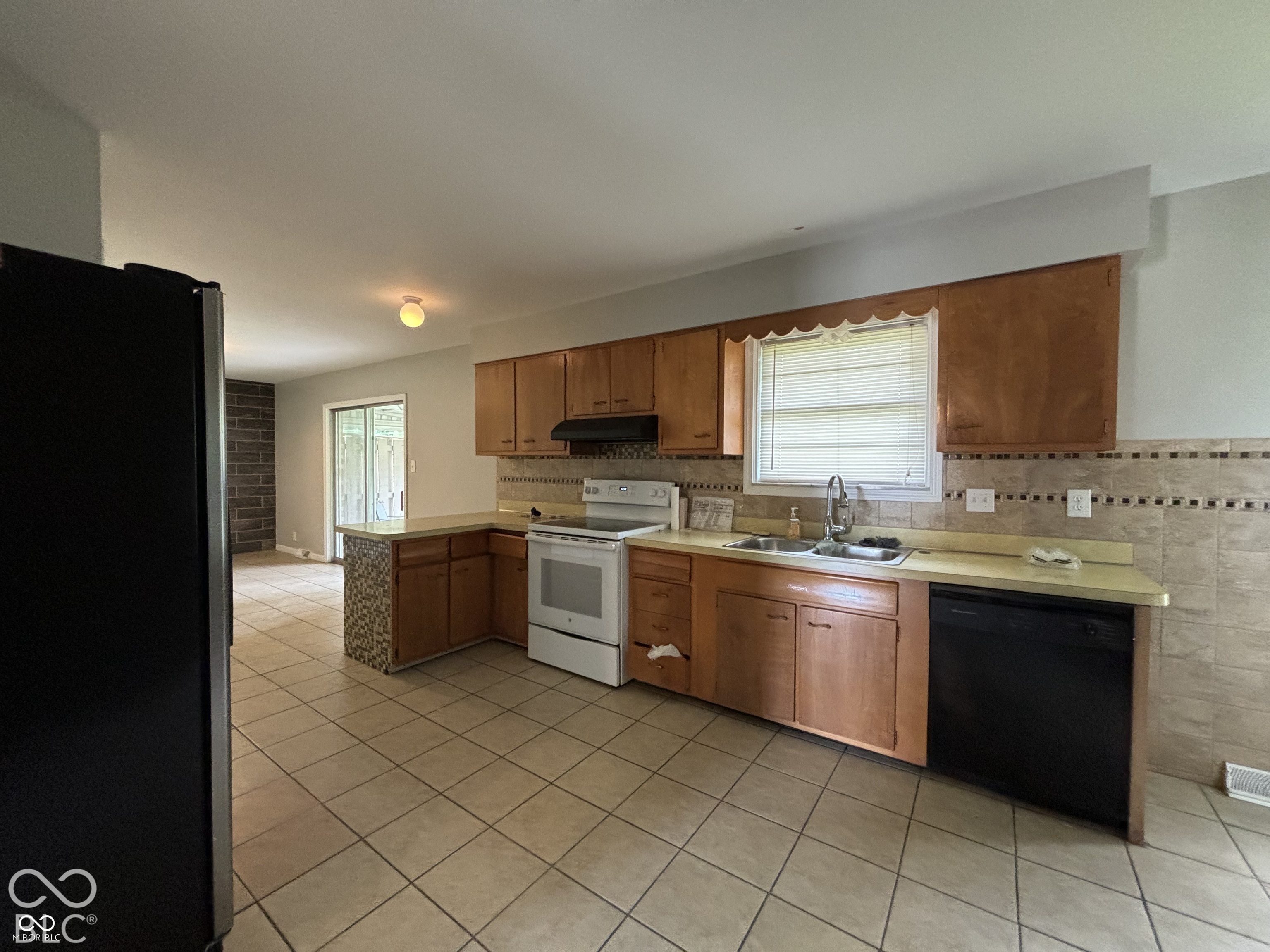 1345 Carroll White Drive, Indianapolis, IN, 46219 photo 5 of 21